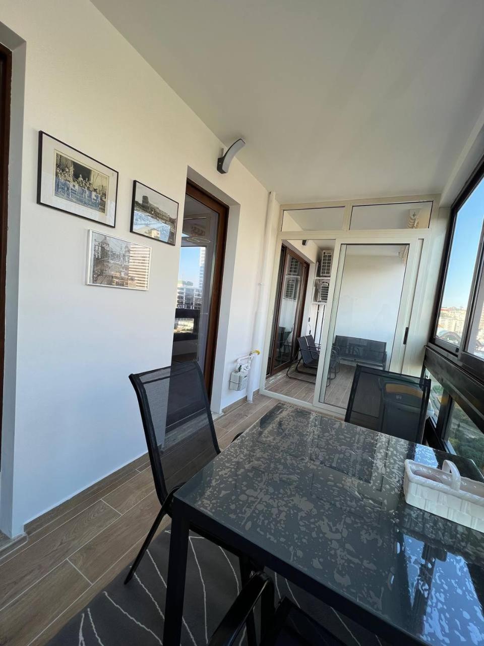 Luxury Apartment 23