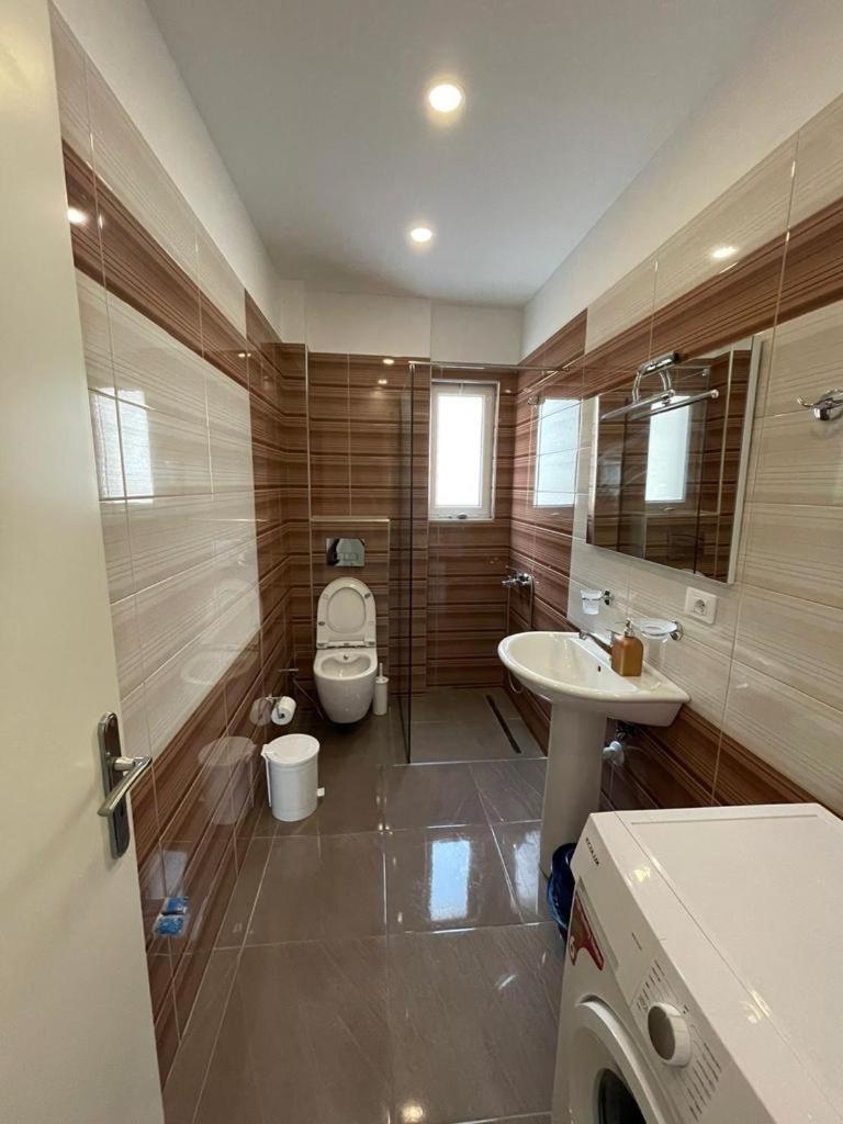 Seaside Apartmens Sarande
