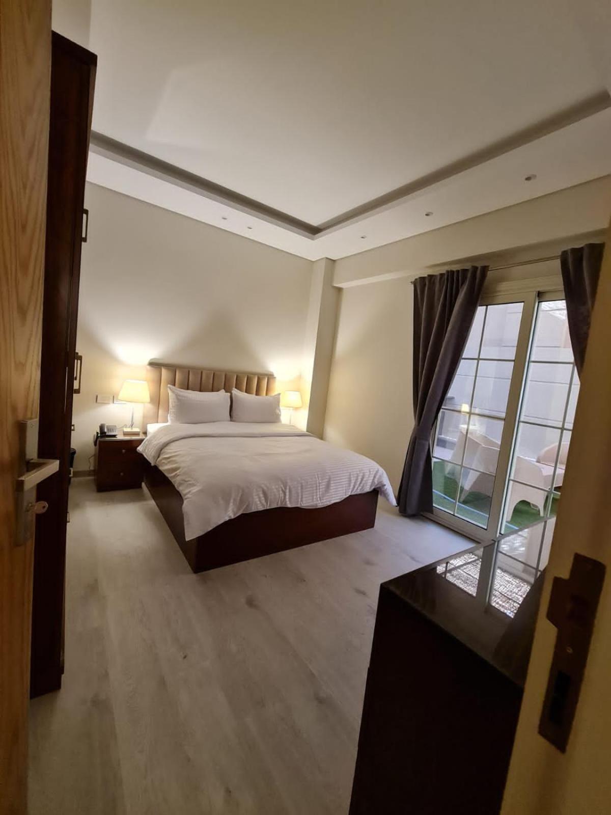 M Residence New Cairo - Families only