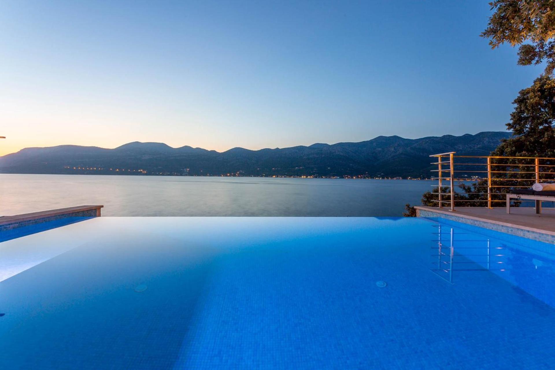 Photo 52