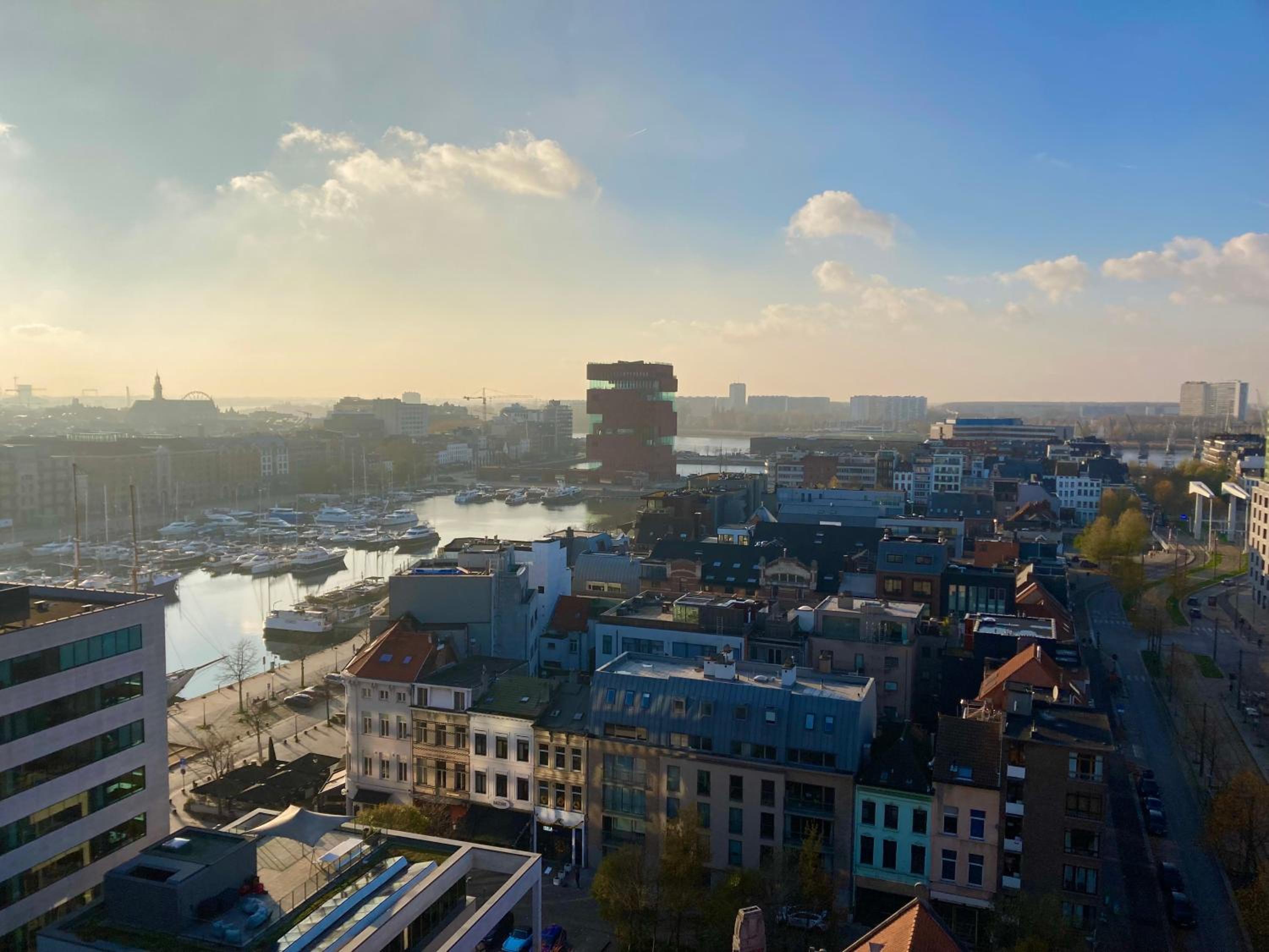 London Tower Apartments - Antwerp