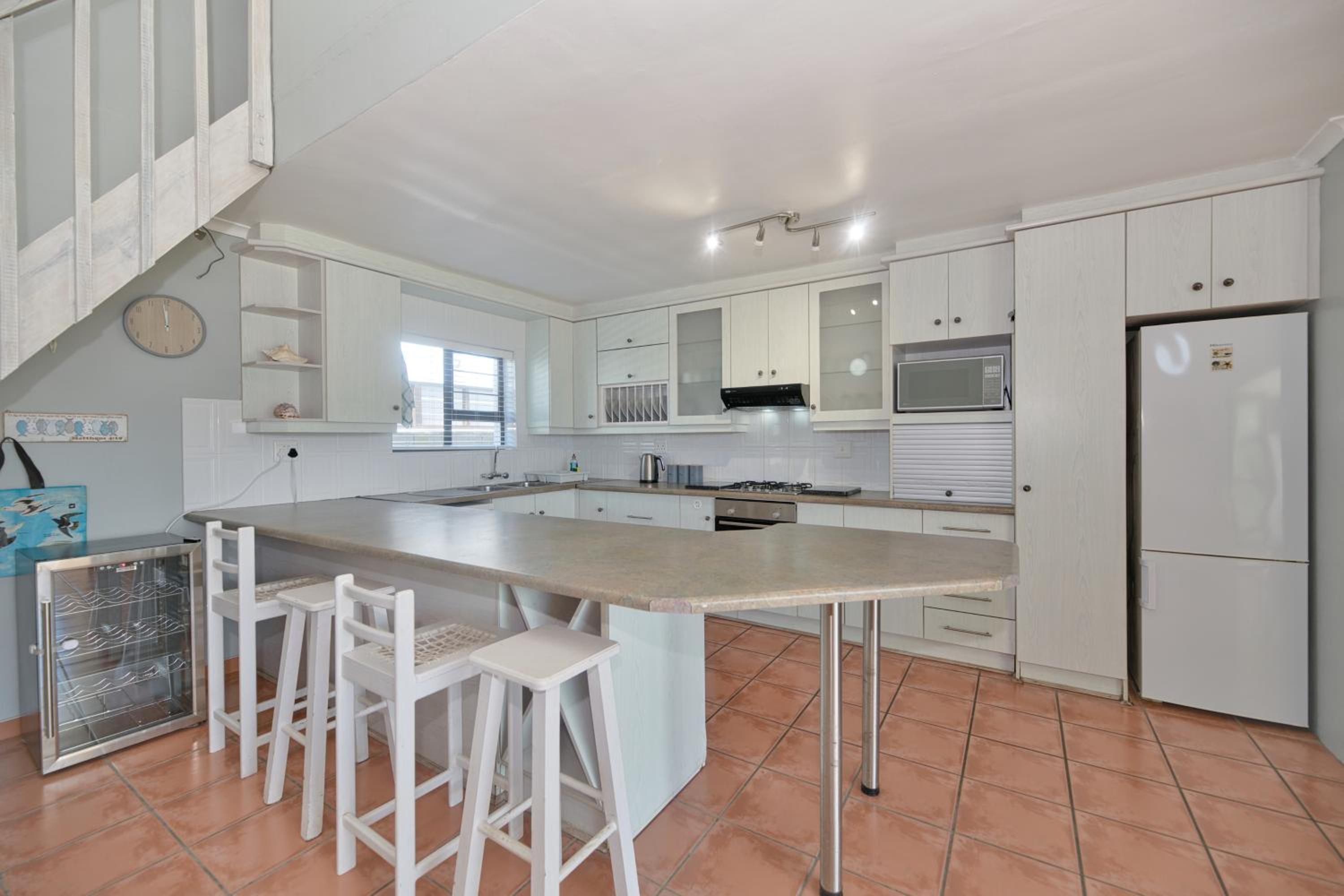Struisbaai Holiday Home view 3