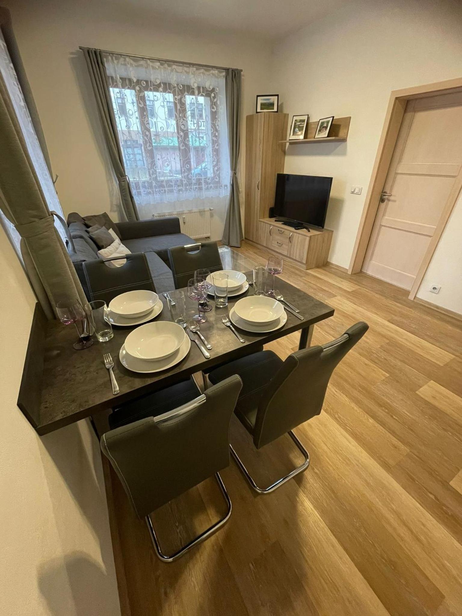 Rocky Apartment