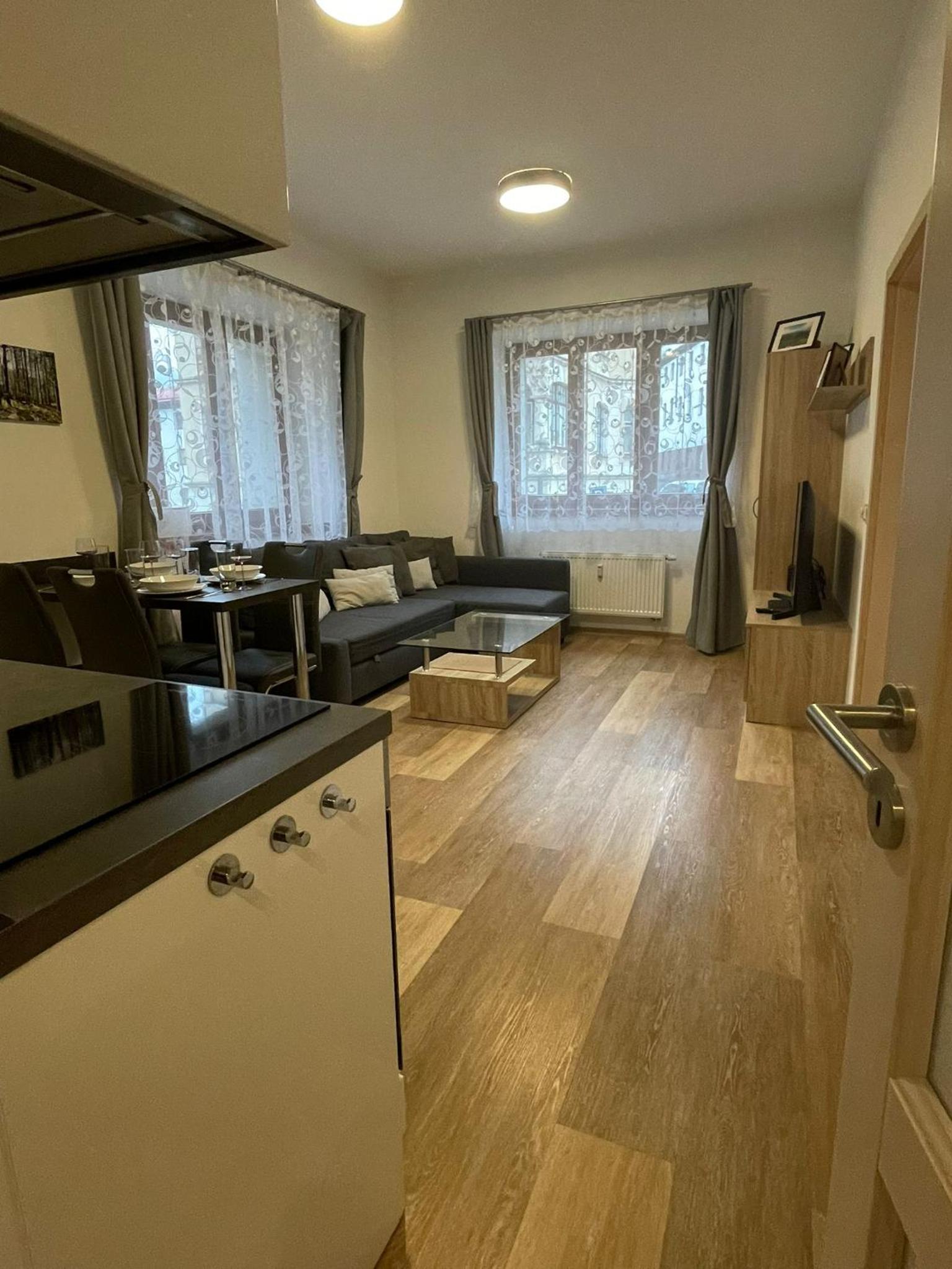 Rocky Apartment