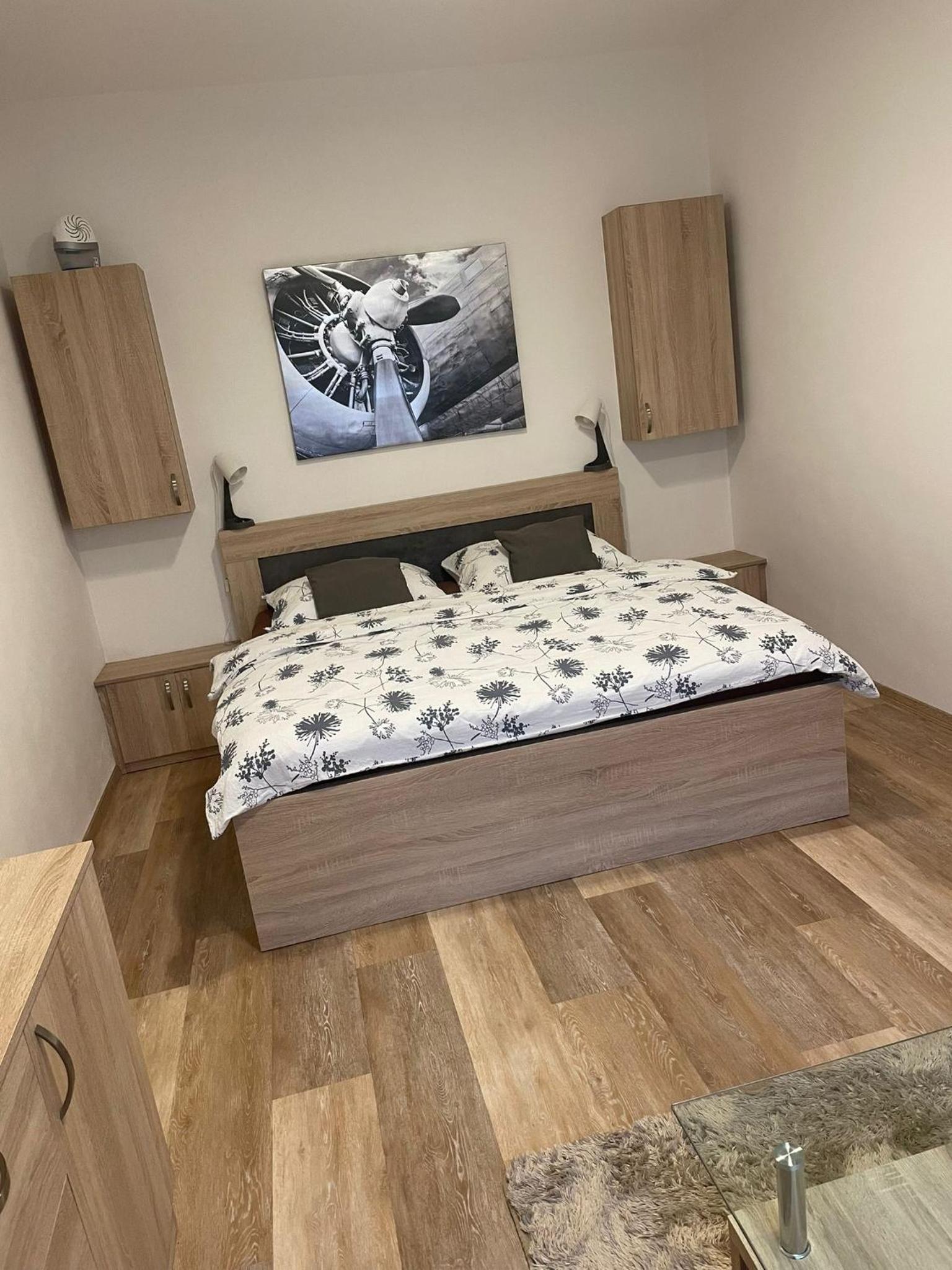 Rocky Apartment