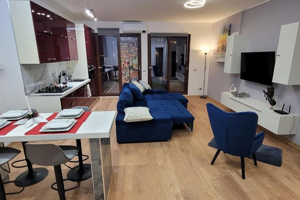 Luxury Apartment 23