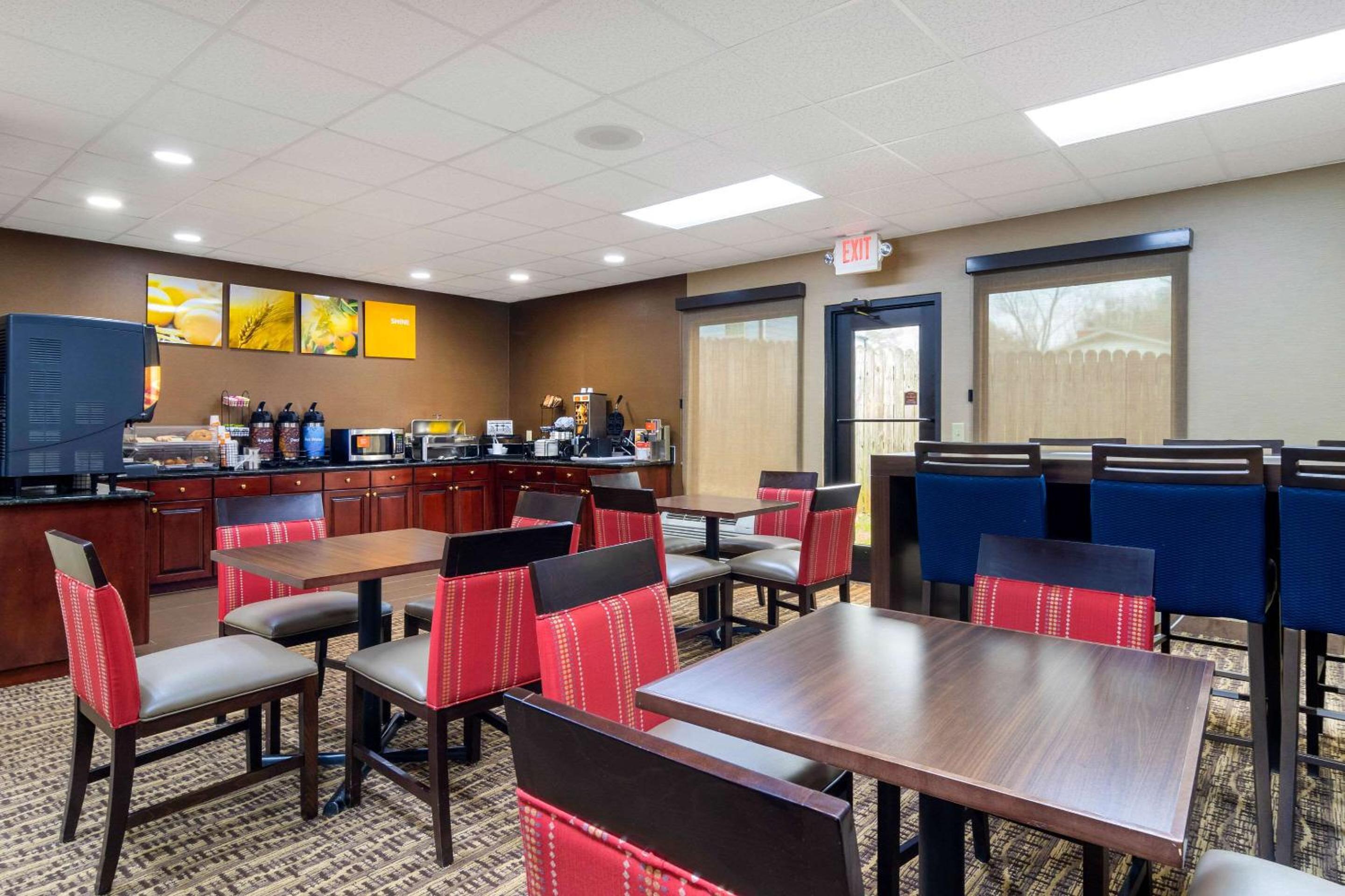 Comfort Inn & Suites Griffin North, Photo 25