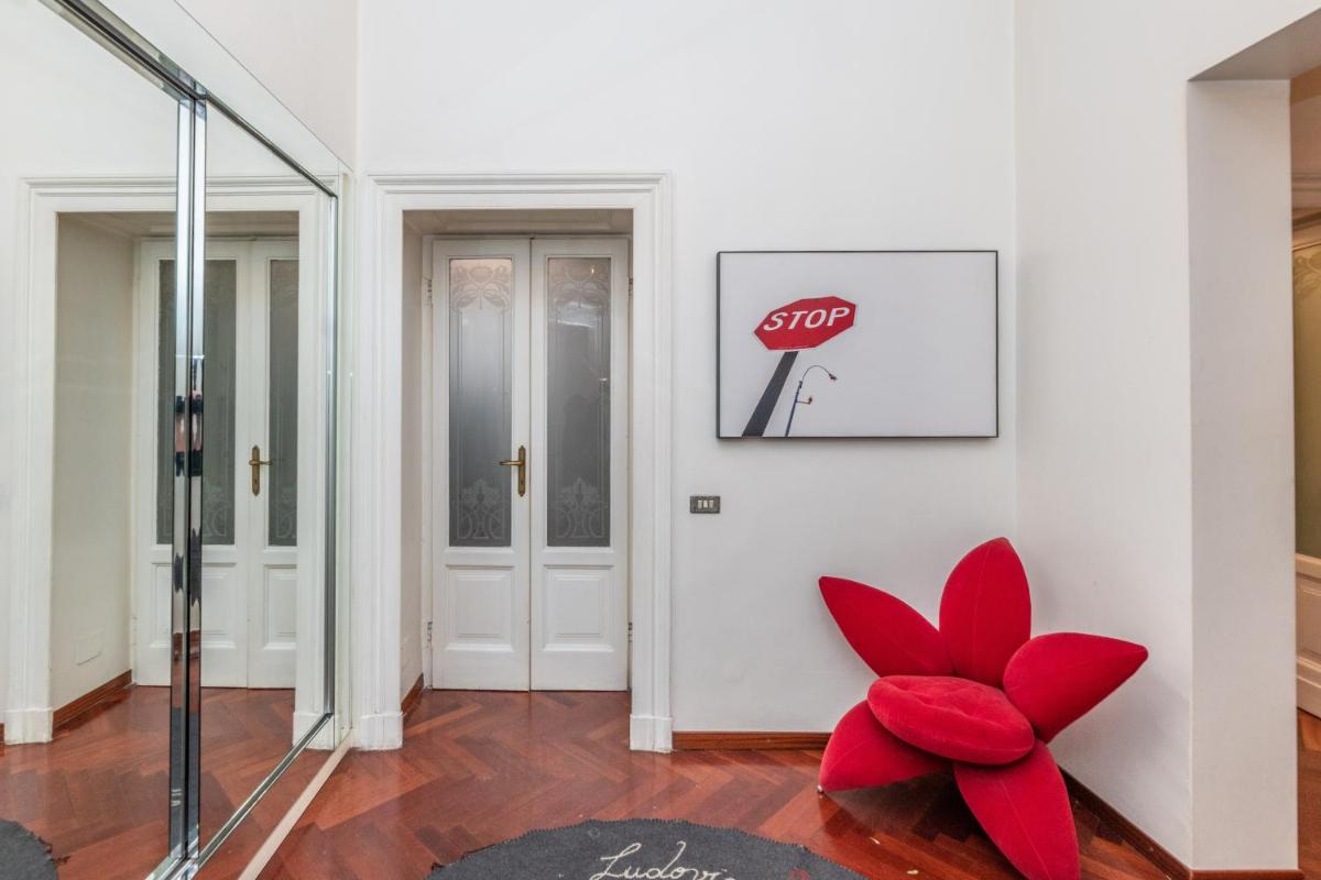 Very central in Cadorna station area! Excellent if you arrive from Malpensa Airport