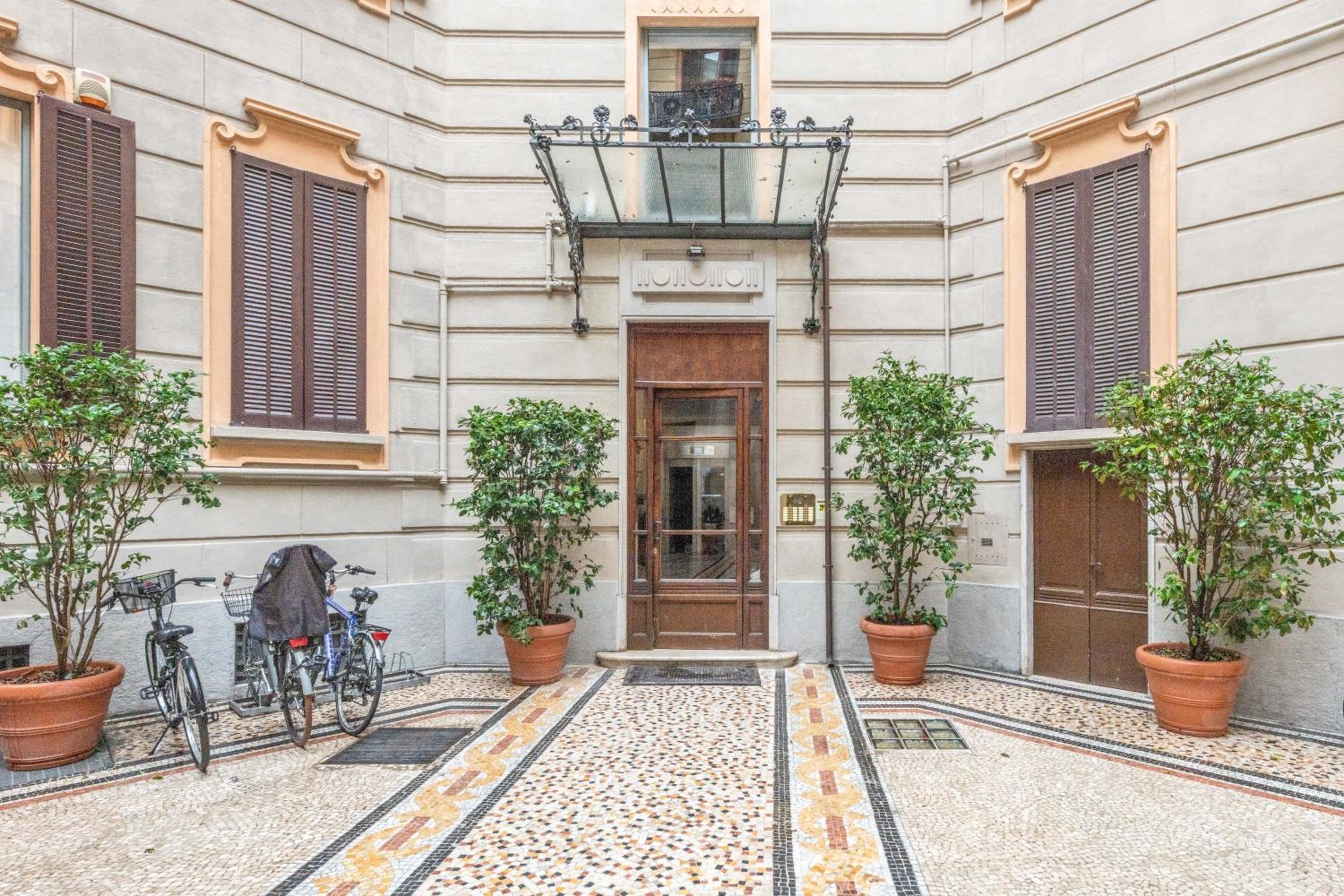 Very central in Cadorna station area! Excellent if you arrive from Malpensa Airport