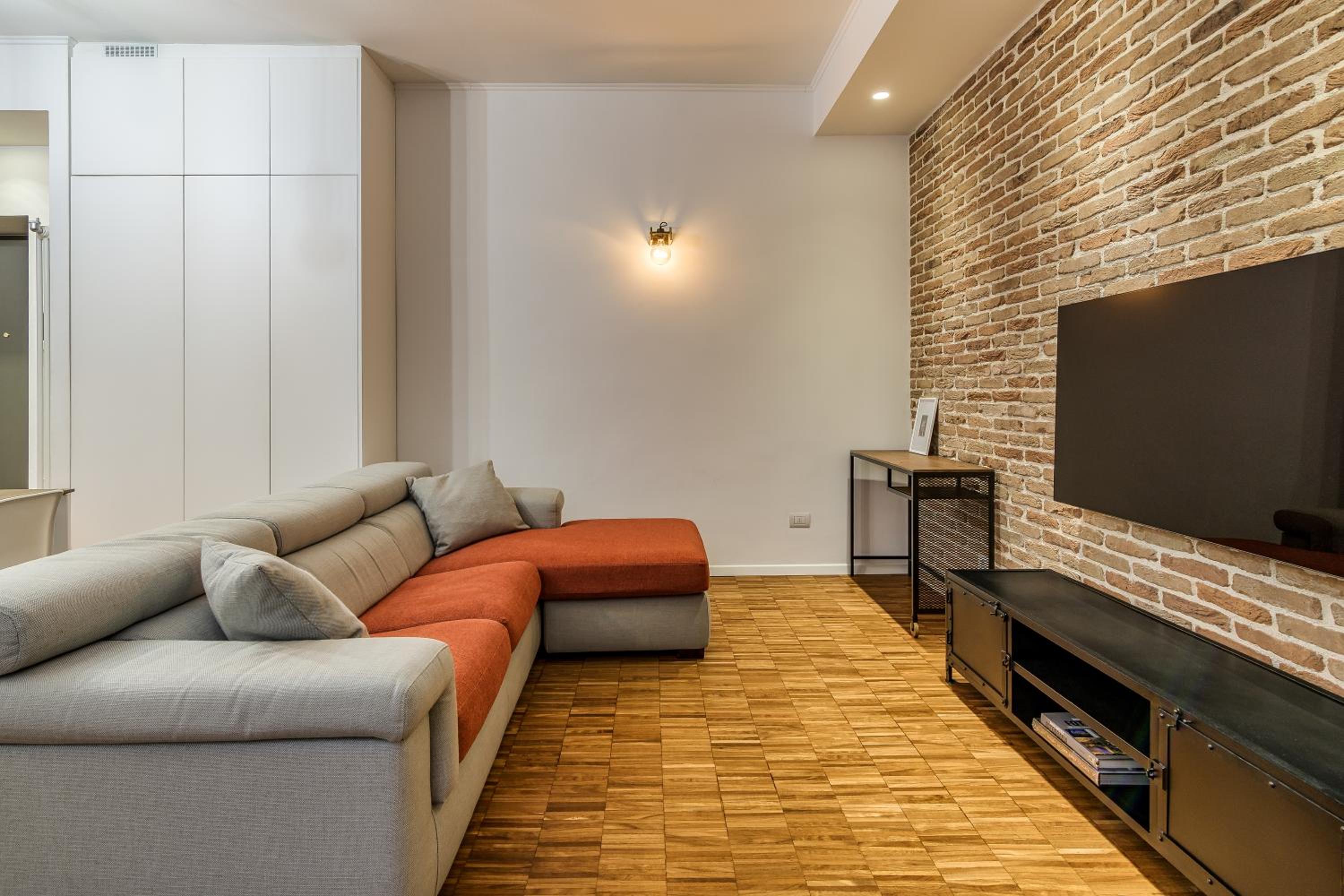 BePlace Apartments in Isola