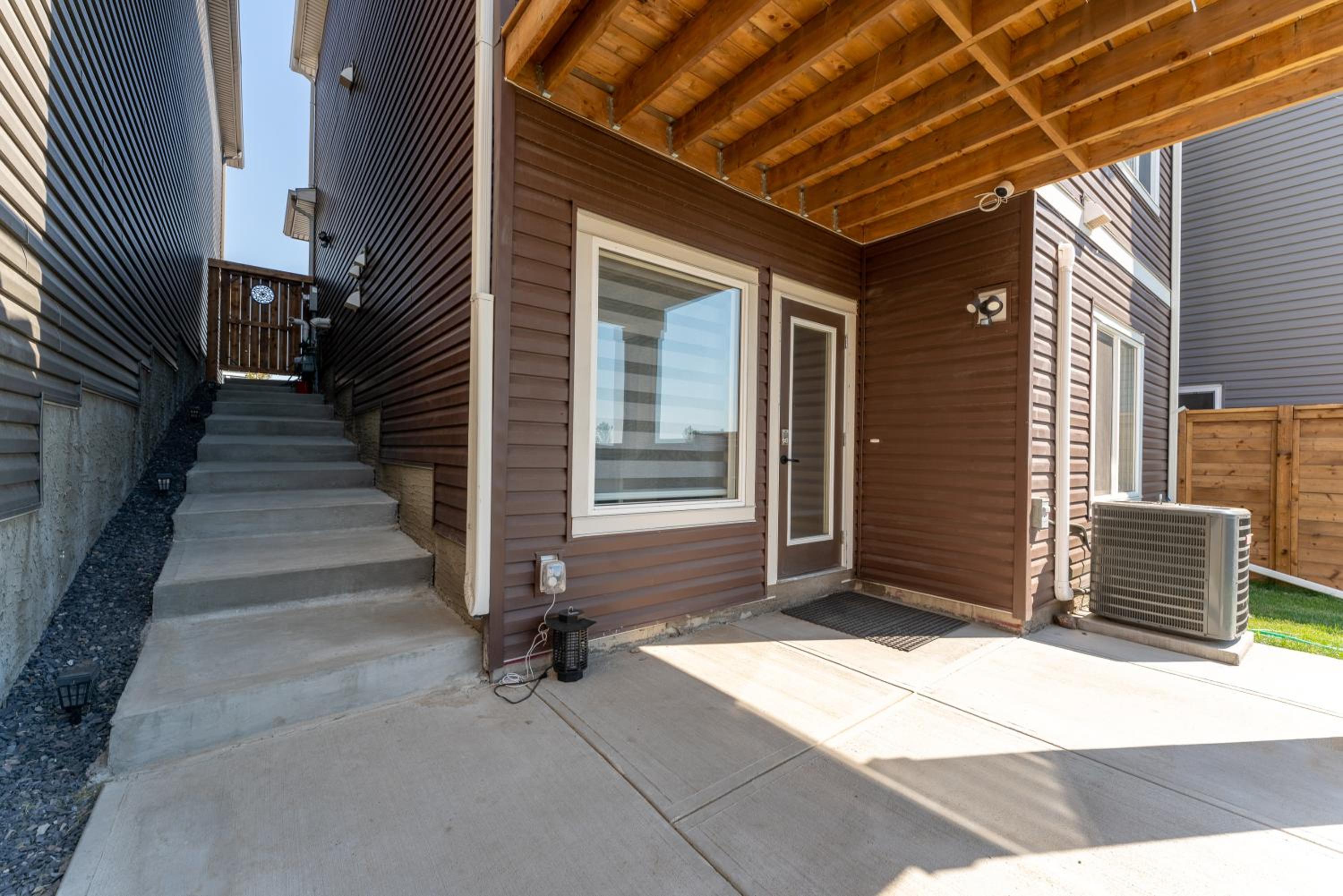 You will love this 2BR Guest Suite in SE Calgary