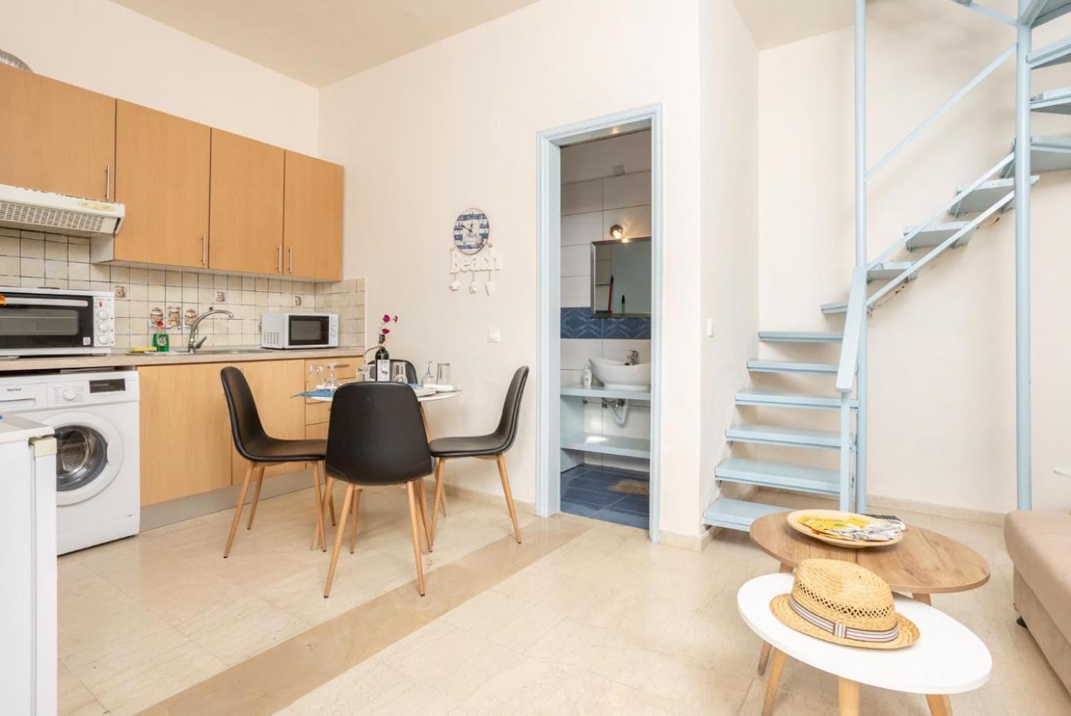 Flora Maisonettes 1 photo 5