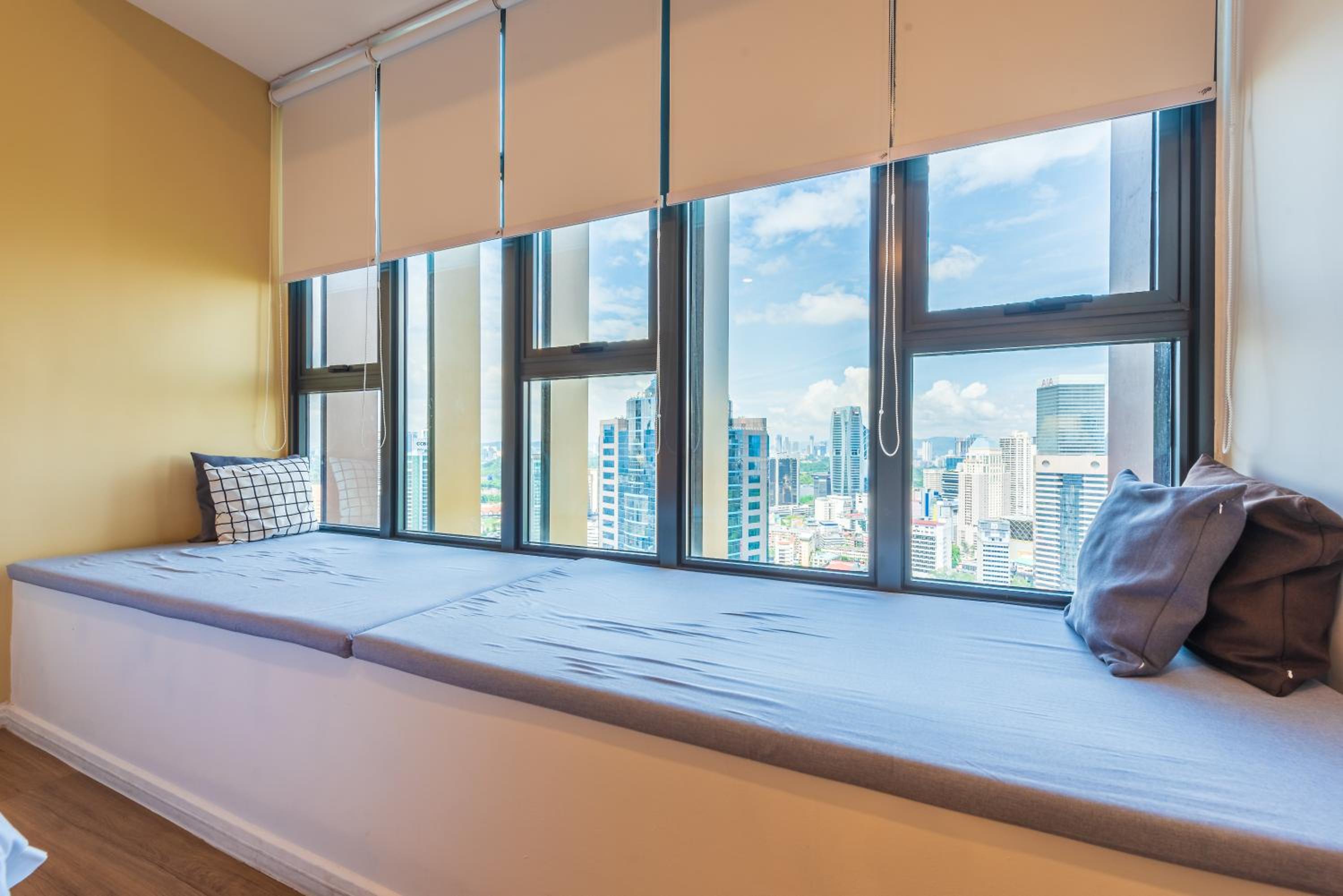 KLCC SkyTowerViewSuite AT CeylonzSuites