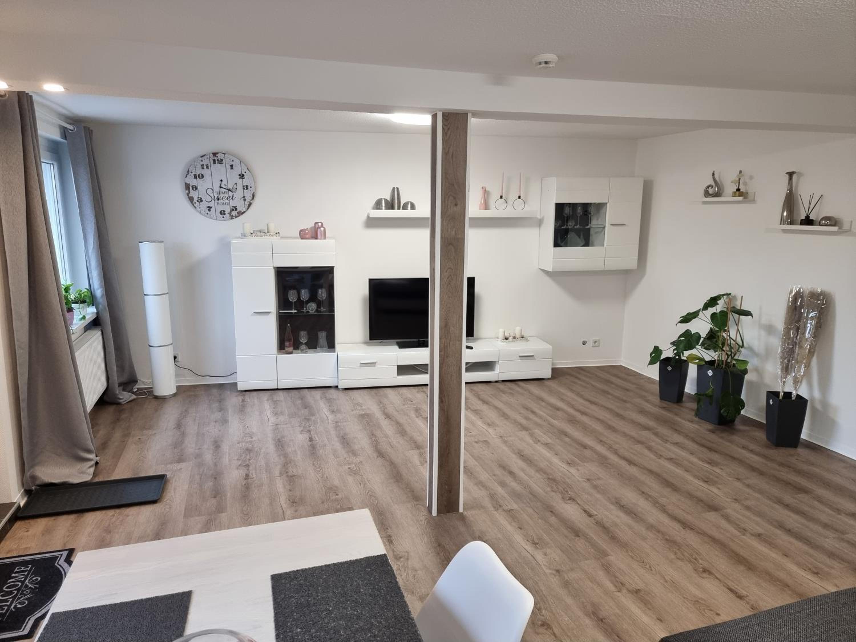Gästehaus-Ferienwohnung-Appartement mit Terrasse - Nähe Kliniken/ Herzzentrum