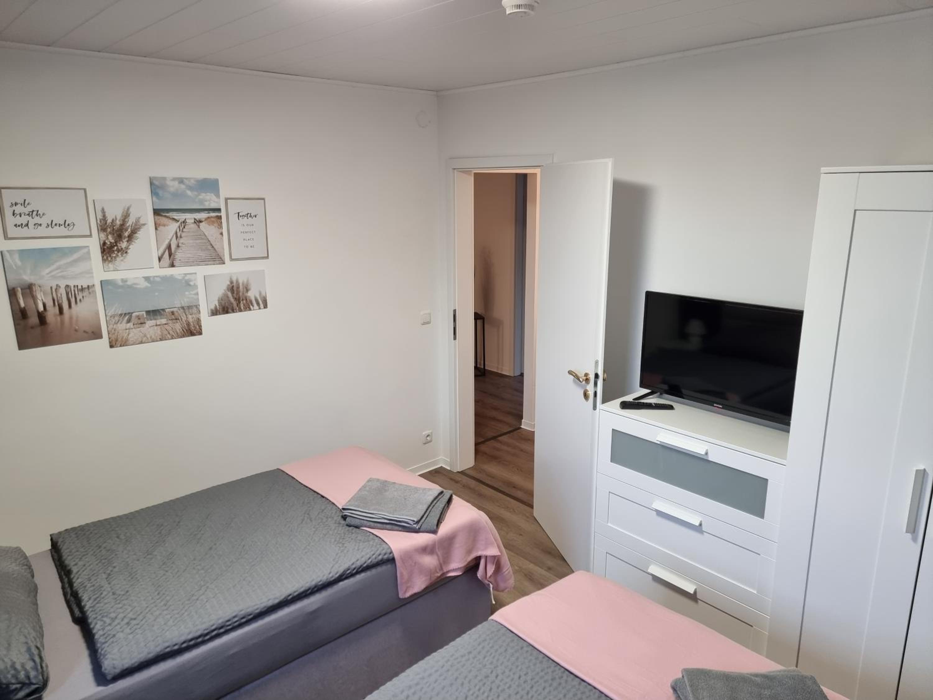 Gästehaus-Ferienwohnung-Appartement mit Terrasse - Nähe Kliniken/ Herzzentrum