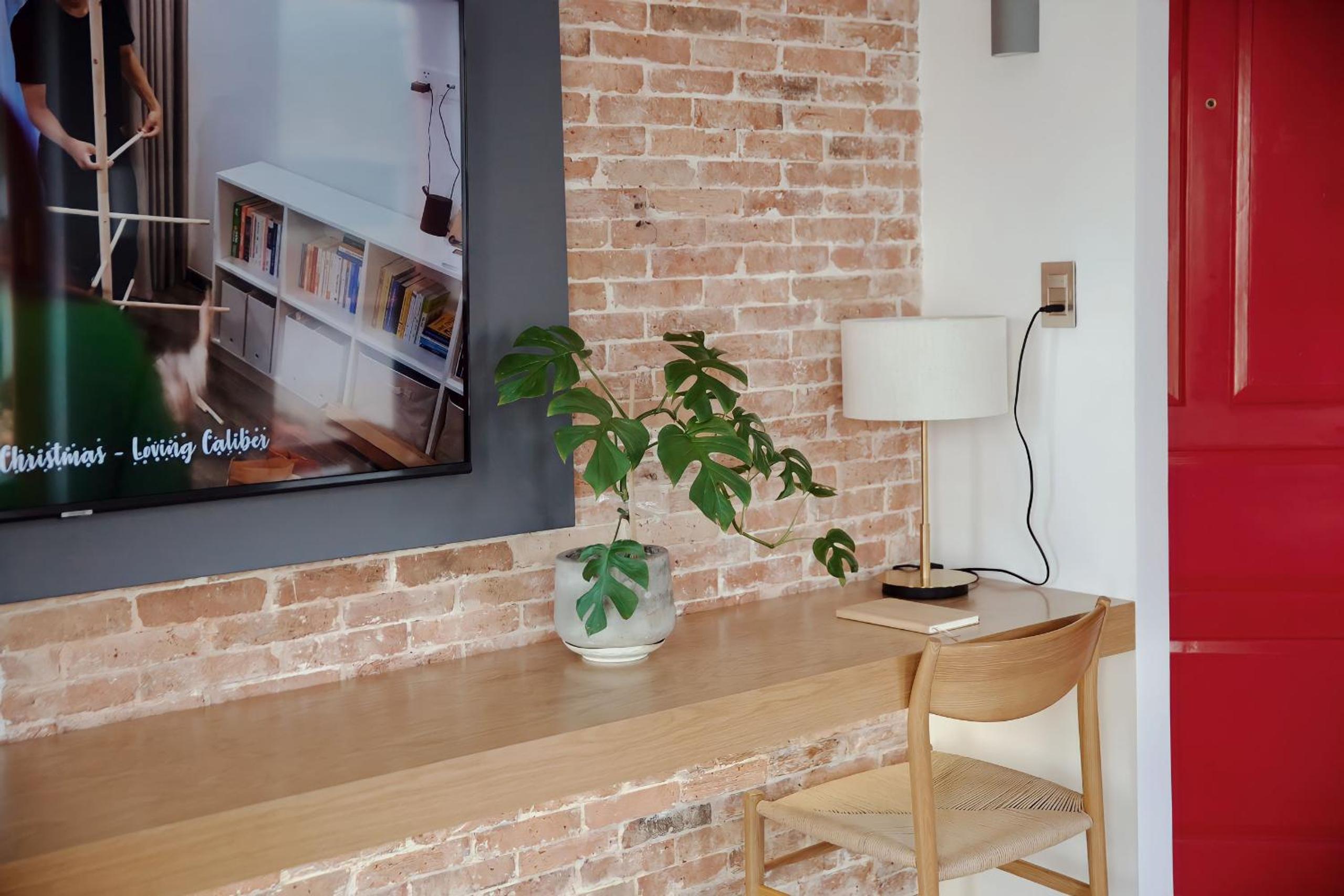 Leiden Homestay&Cafe'