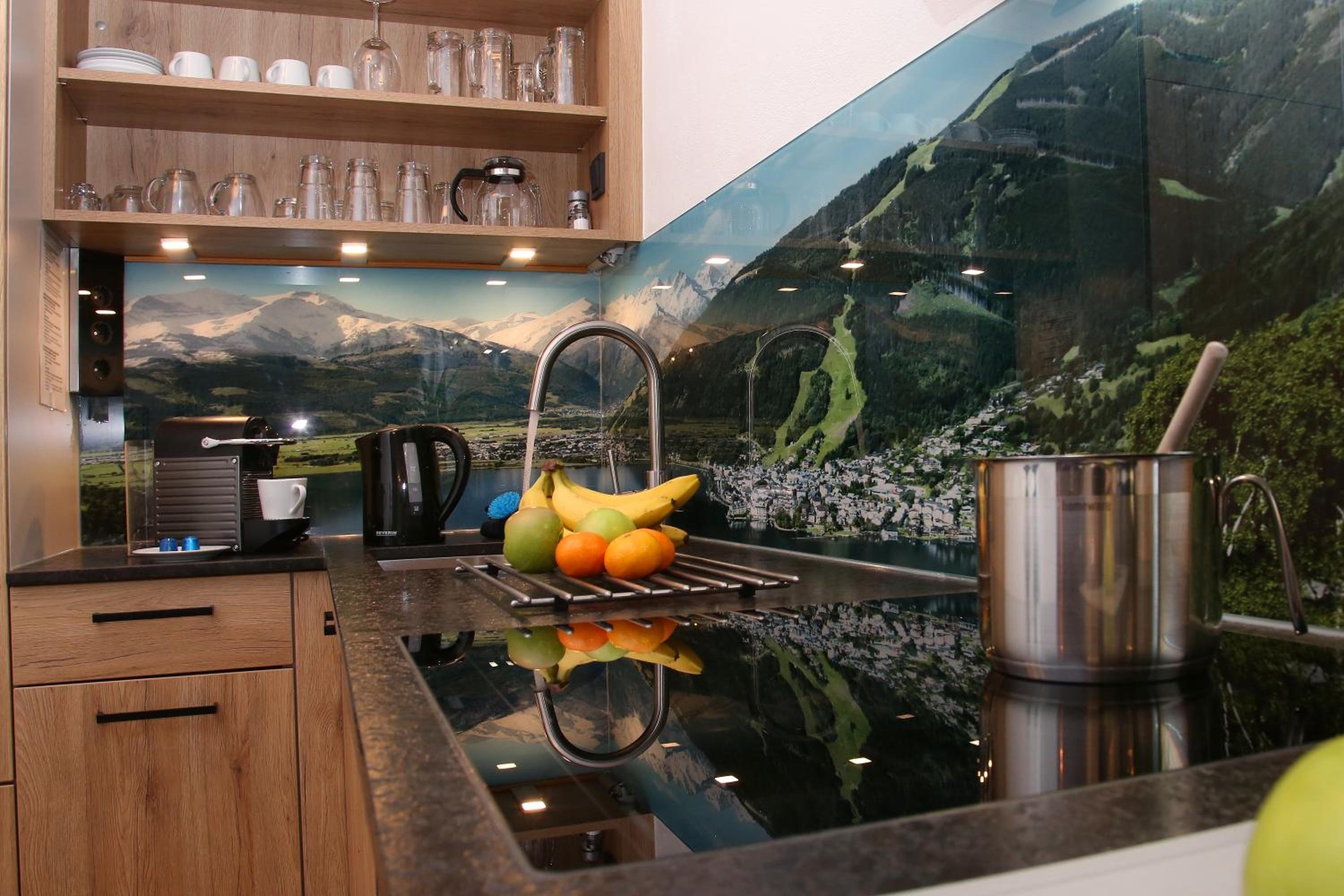 Alm Appartements ZellamSee view 5