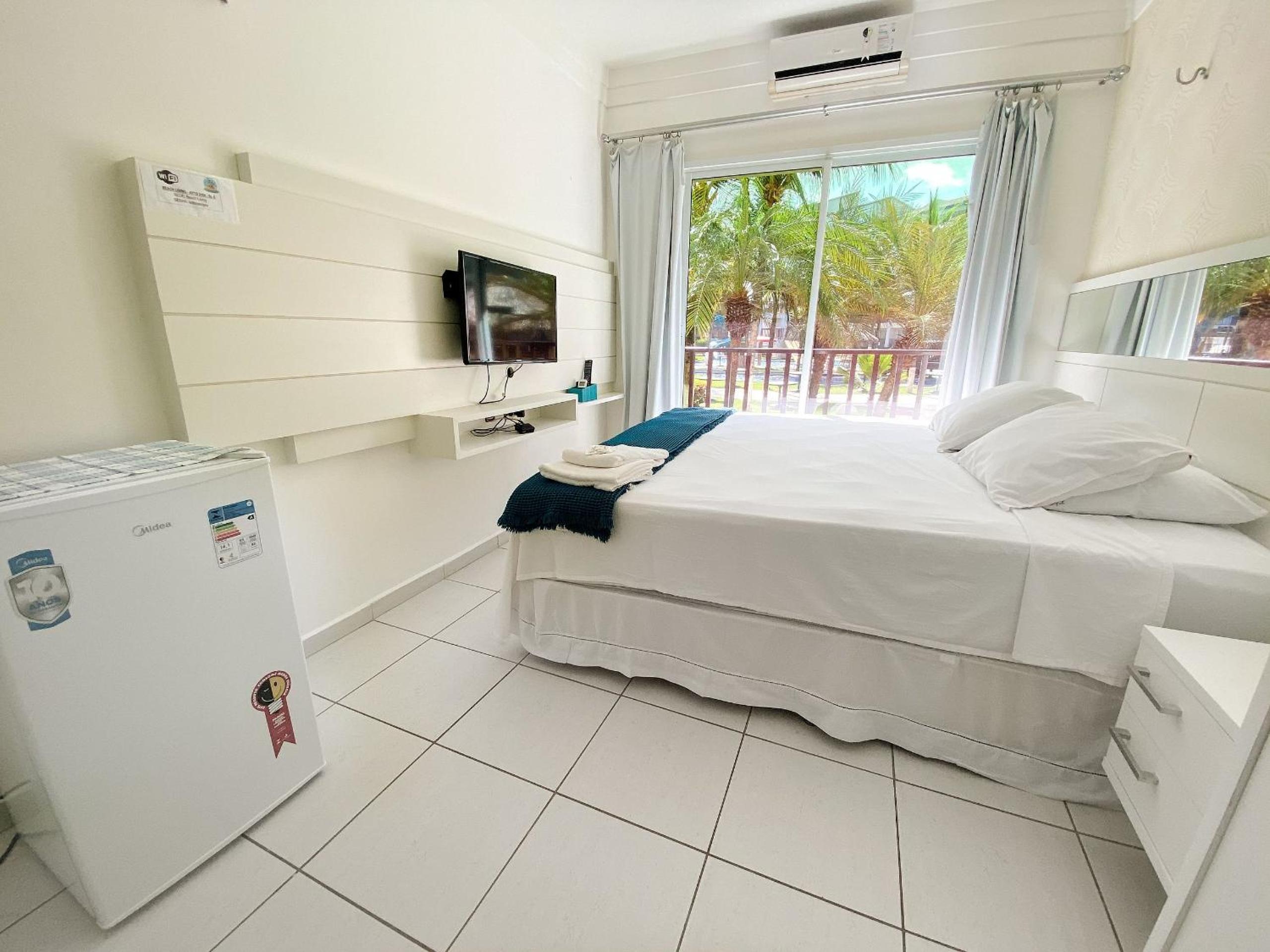 Beach Living Pé na Areia por Be My Guest