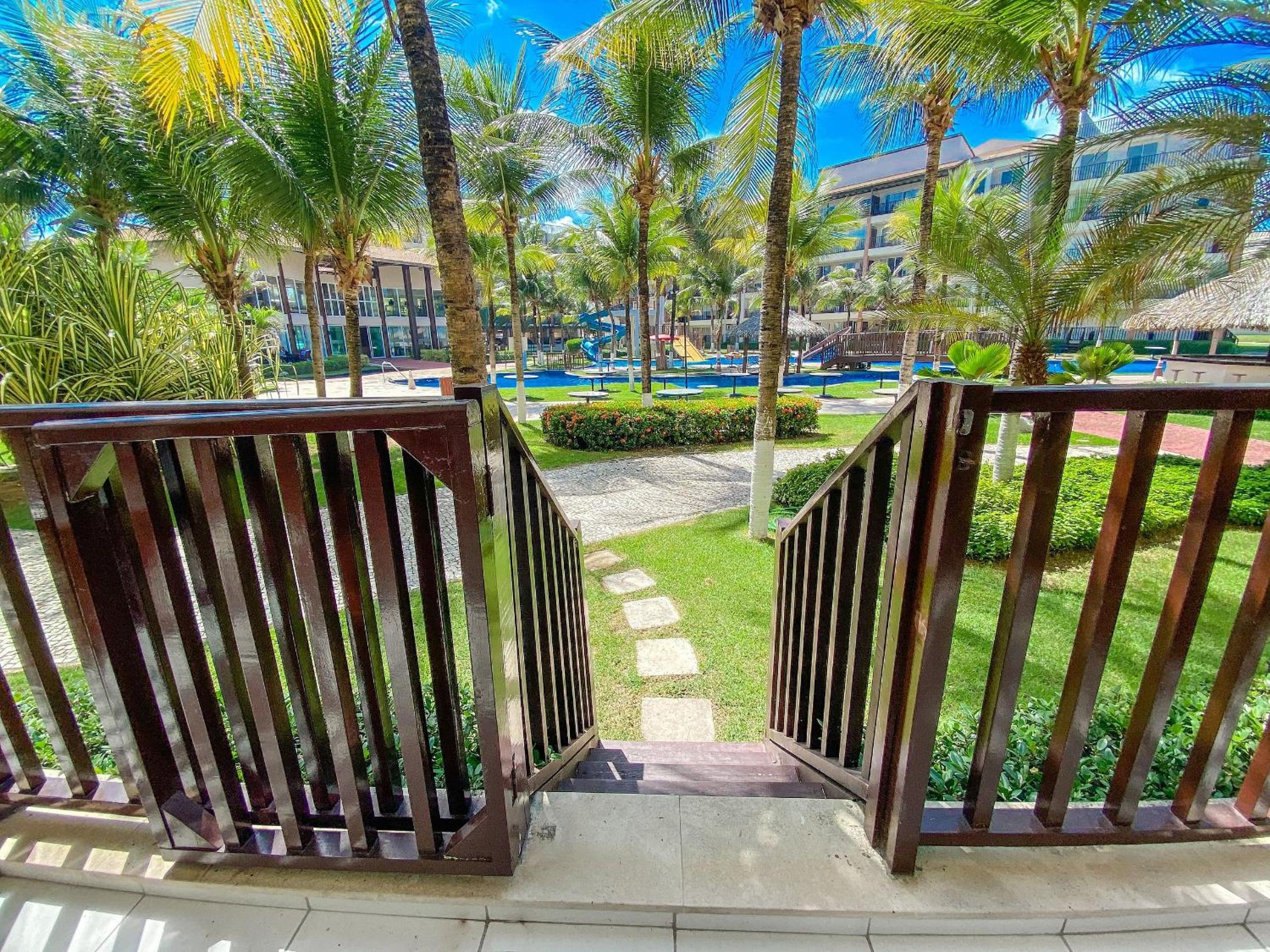 Beach Living Pé na Areia por Be My Guest