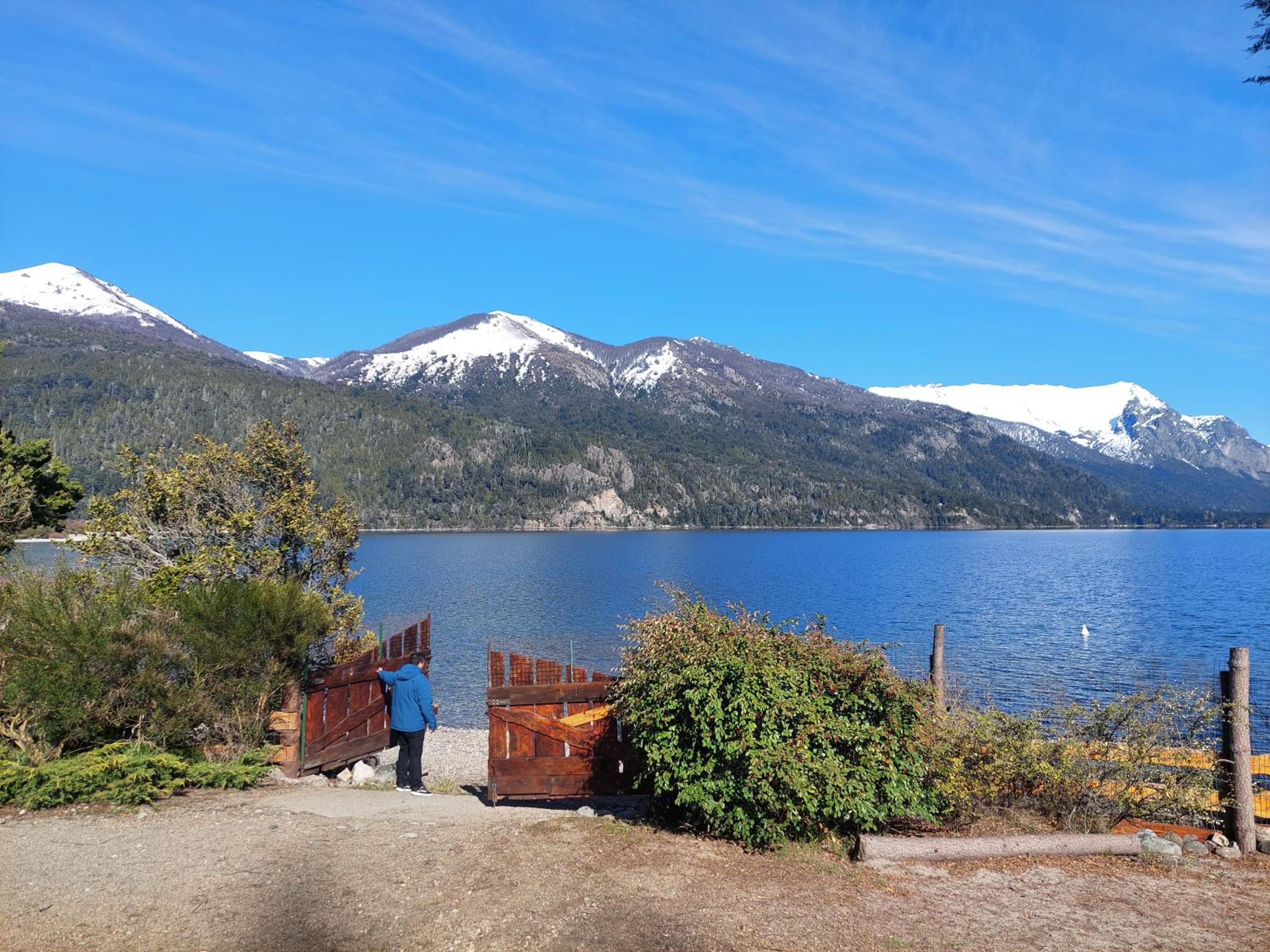 Cabañas Villa Labrador con costa de lago