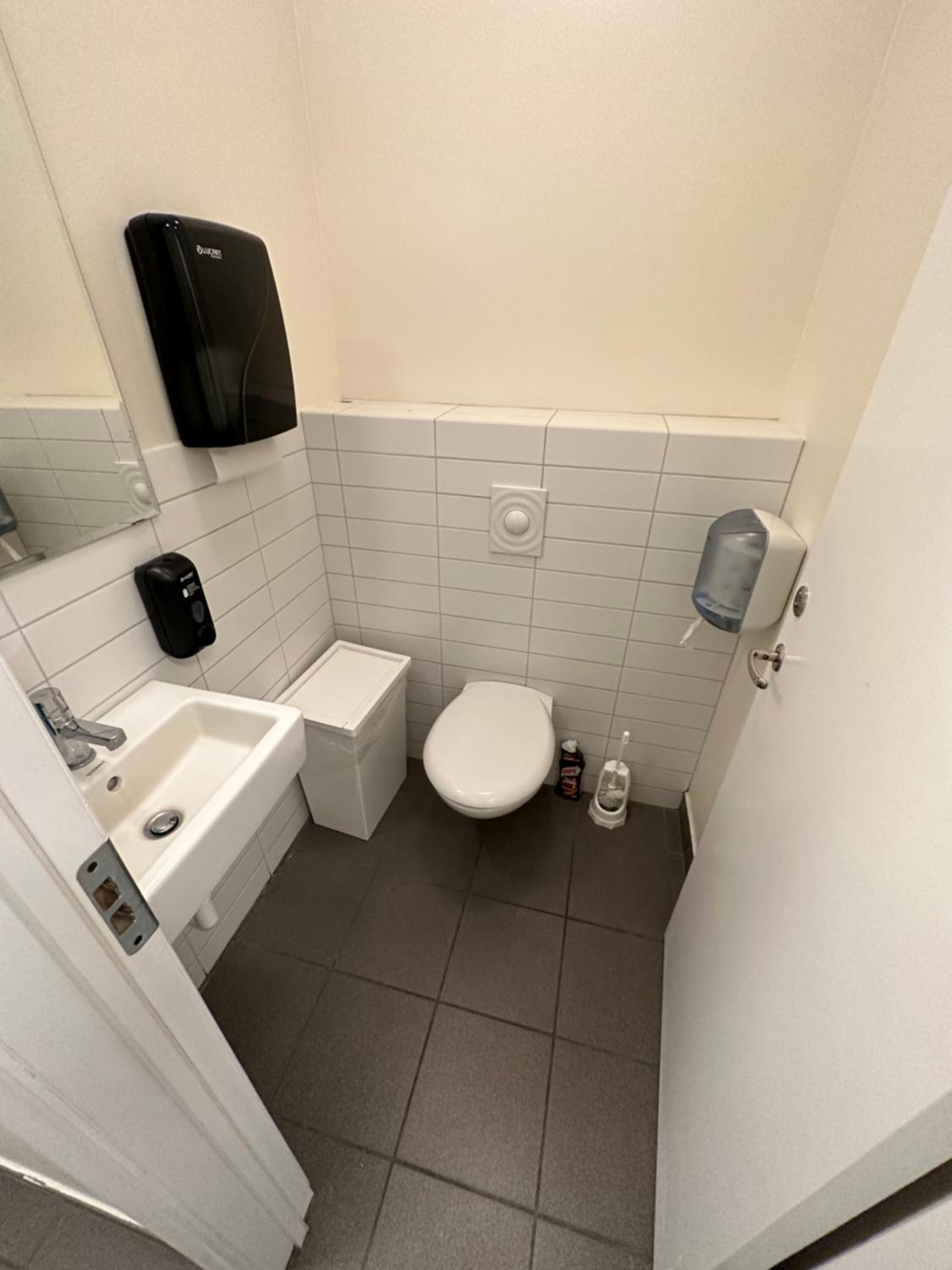 Photo 38