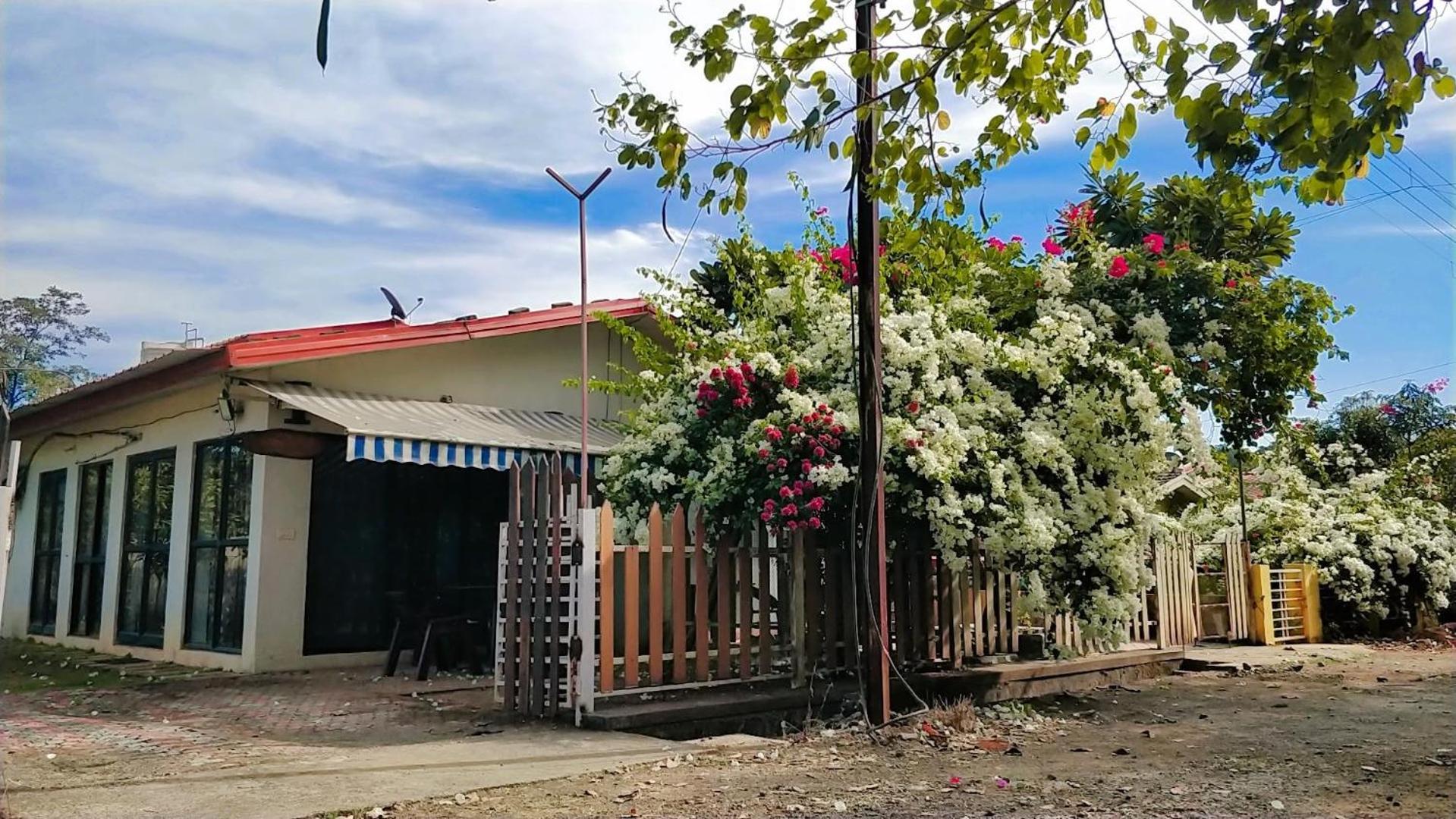 Chalet Ahaz, the place of privacy with outside sitting view 3