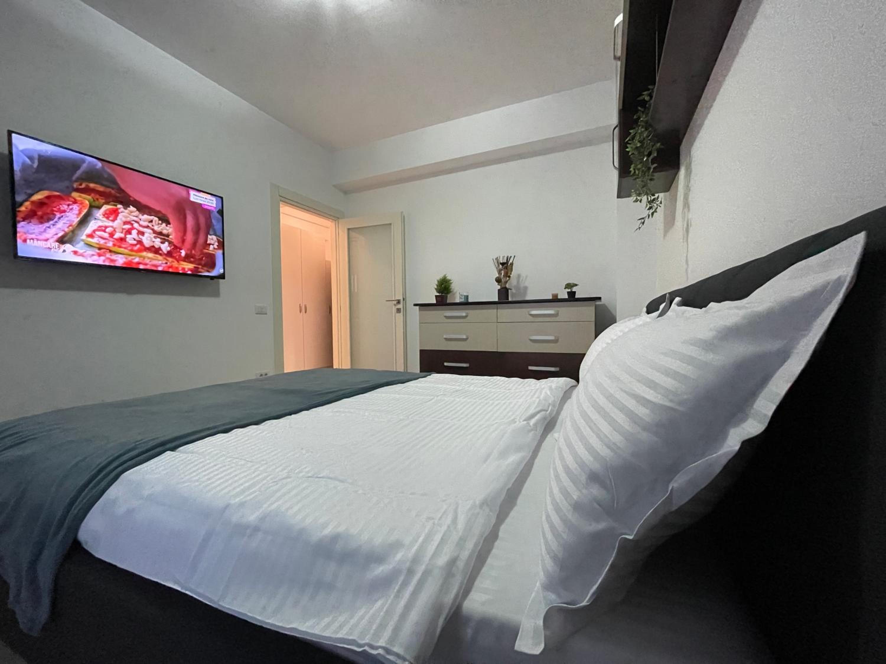 Apartament Centru Palas Mall view 3