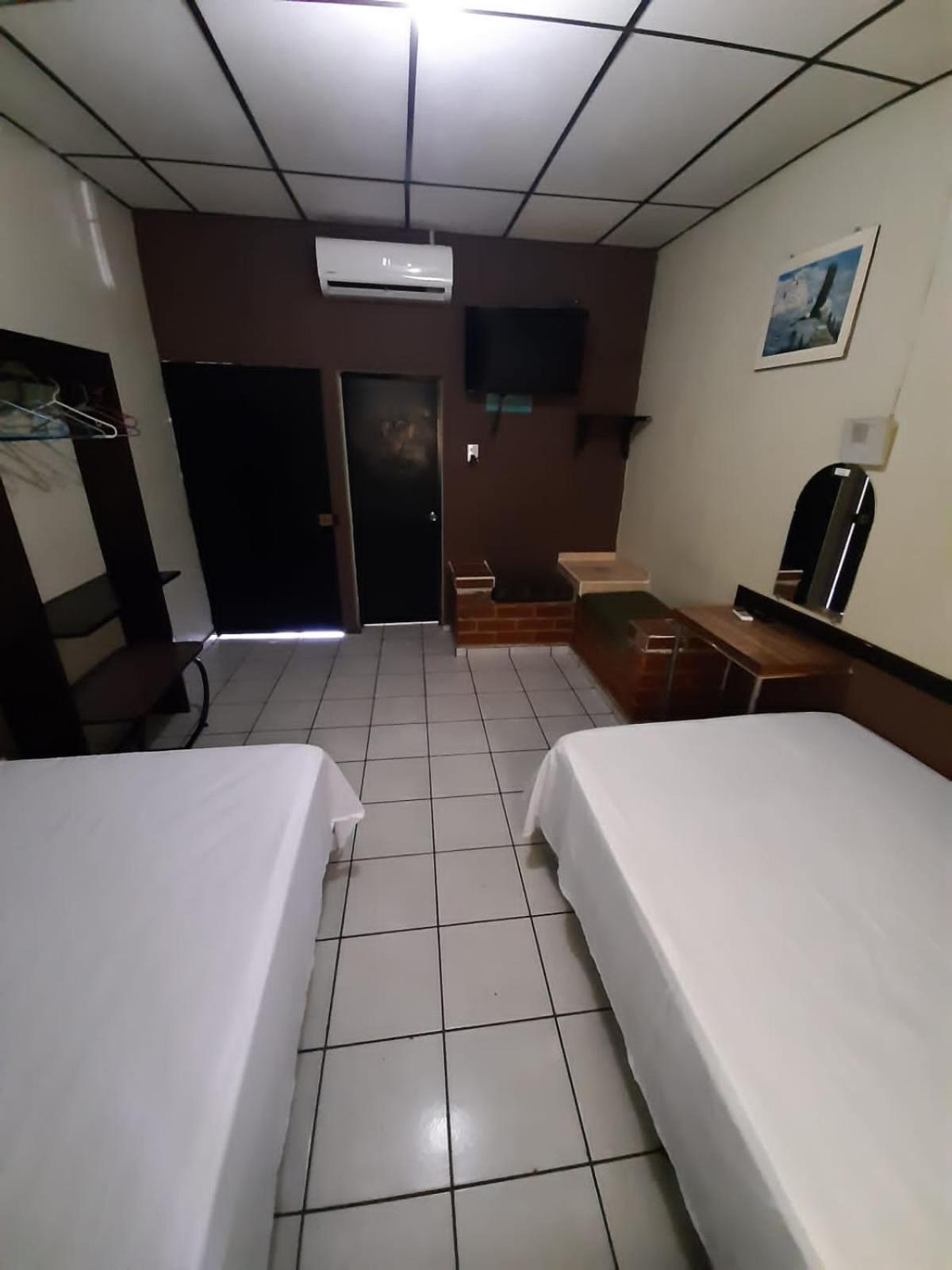 Hotel Latino
