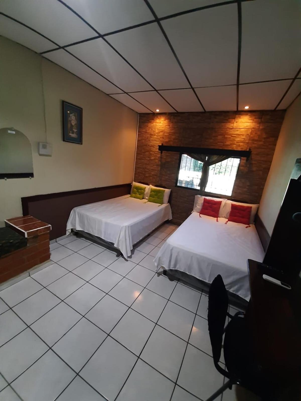 Hotel Latino