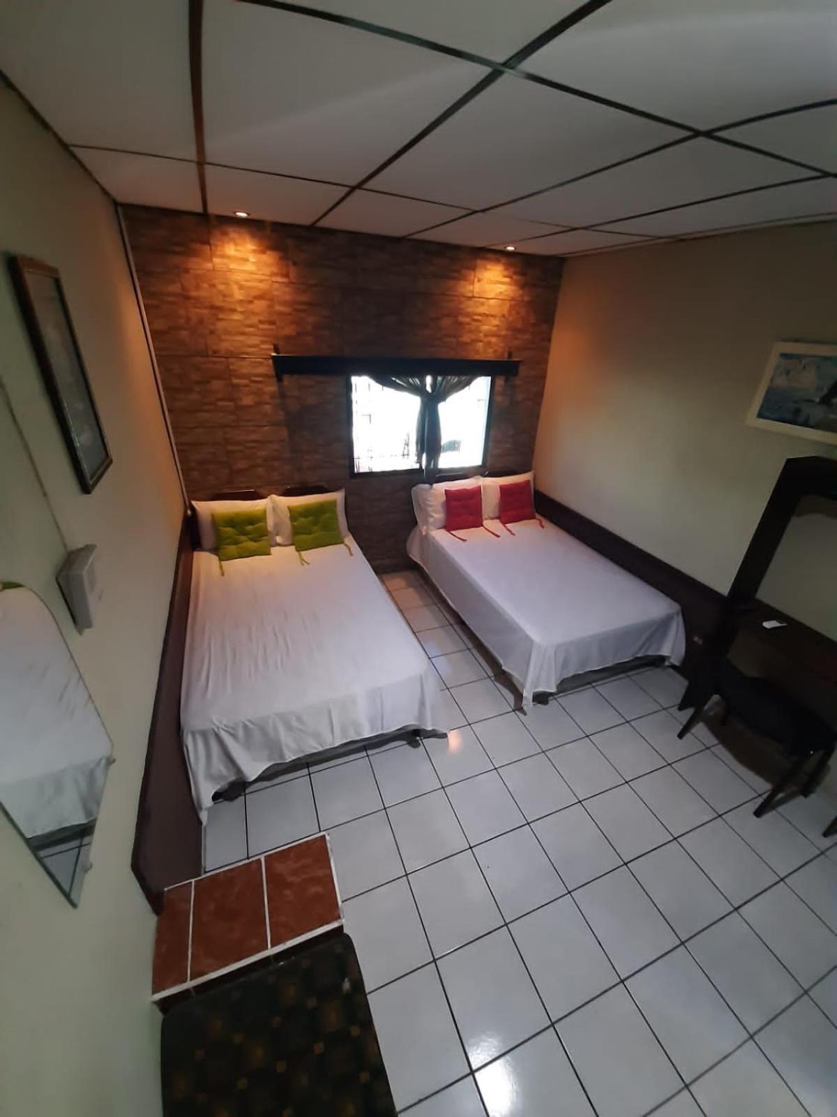 Hotel Latino