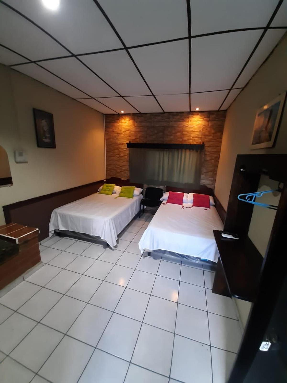 Hotel Latino