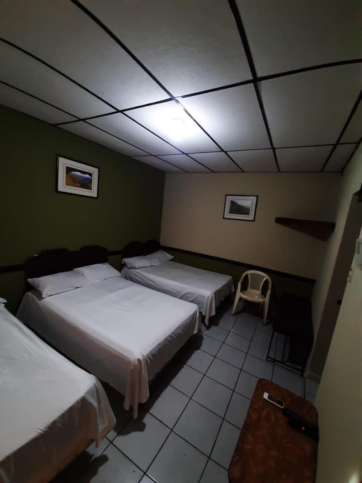 Hotel Latino