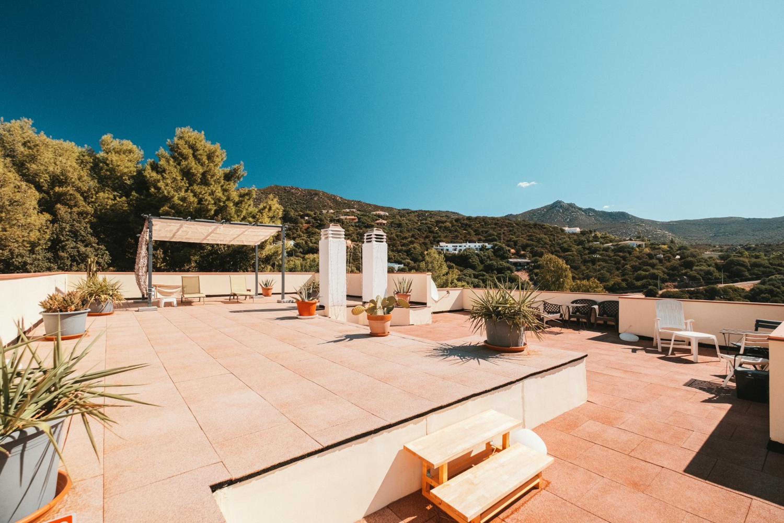 Villa Bella Salmagi - Surya Sardinia Holidays & Yoga