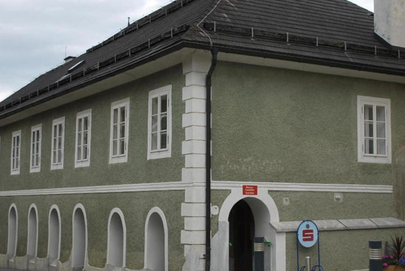 FEWO Gabi Haus Pacher view 3