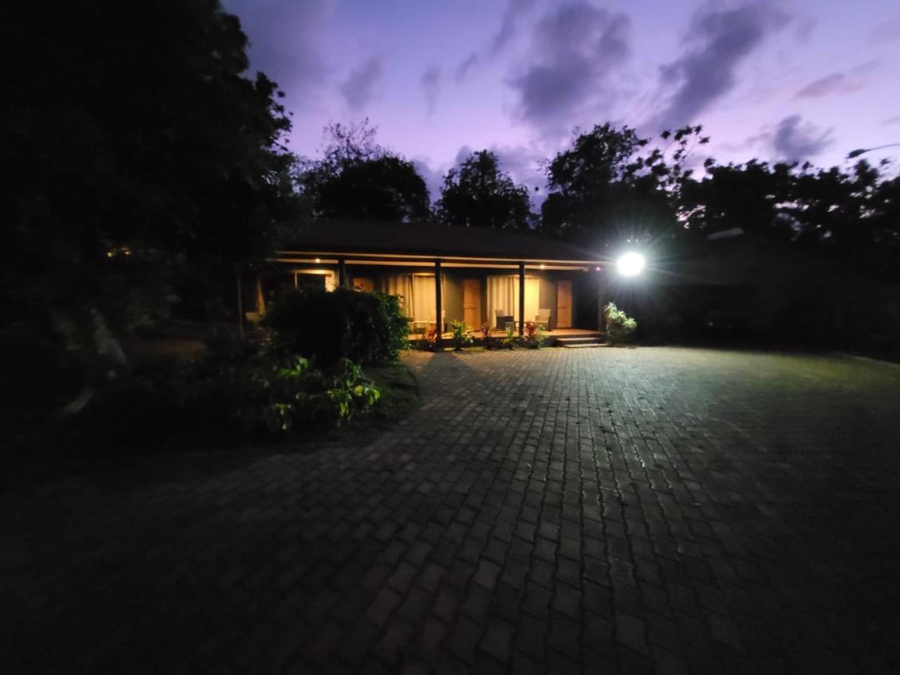 Te Ariki - Adults Only