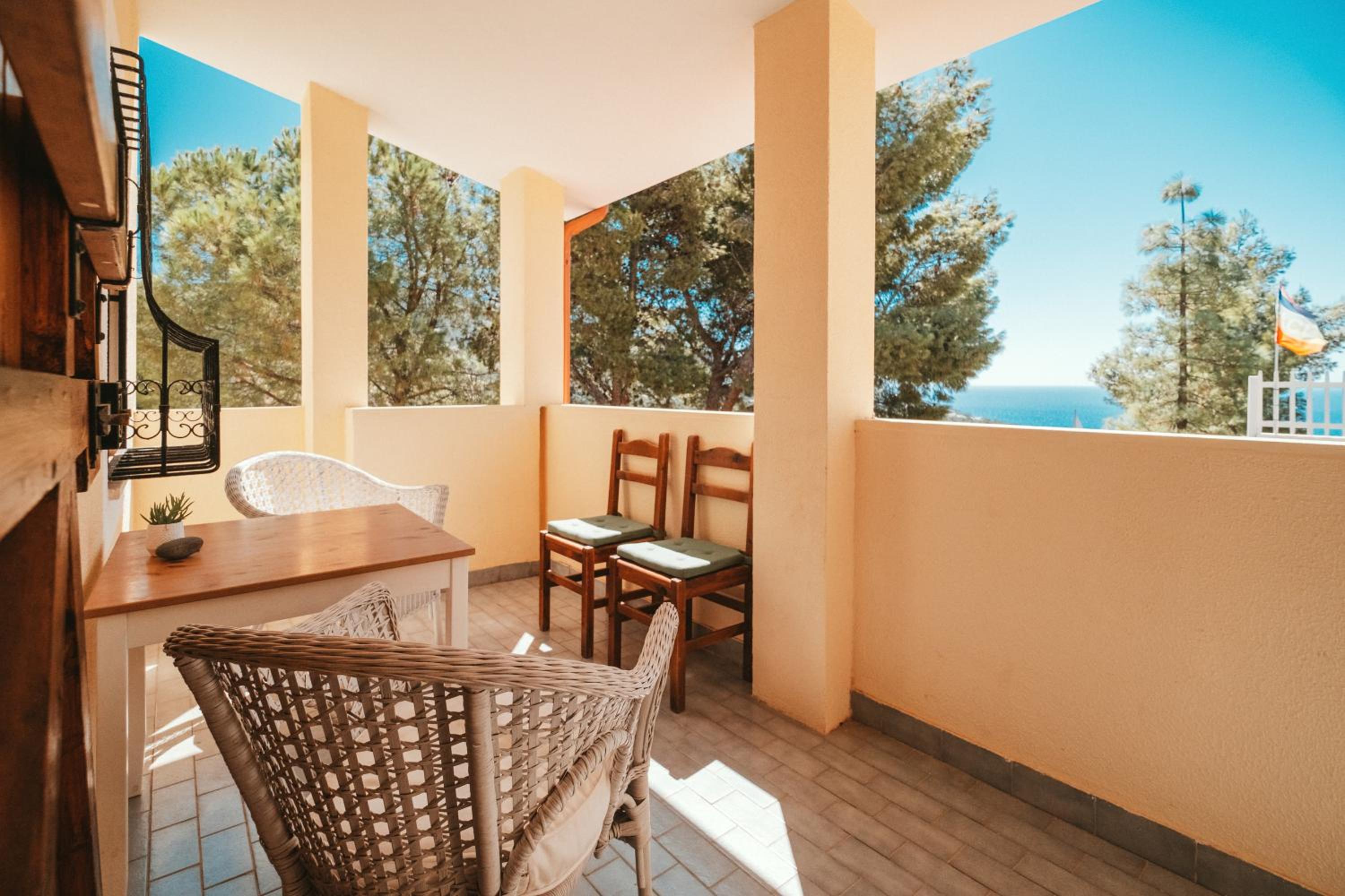 Villa Bella Salmagi - Surya Sardinia Holidays & Yoga