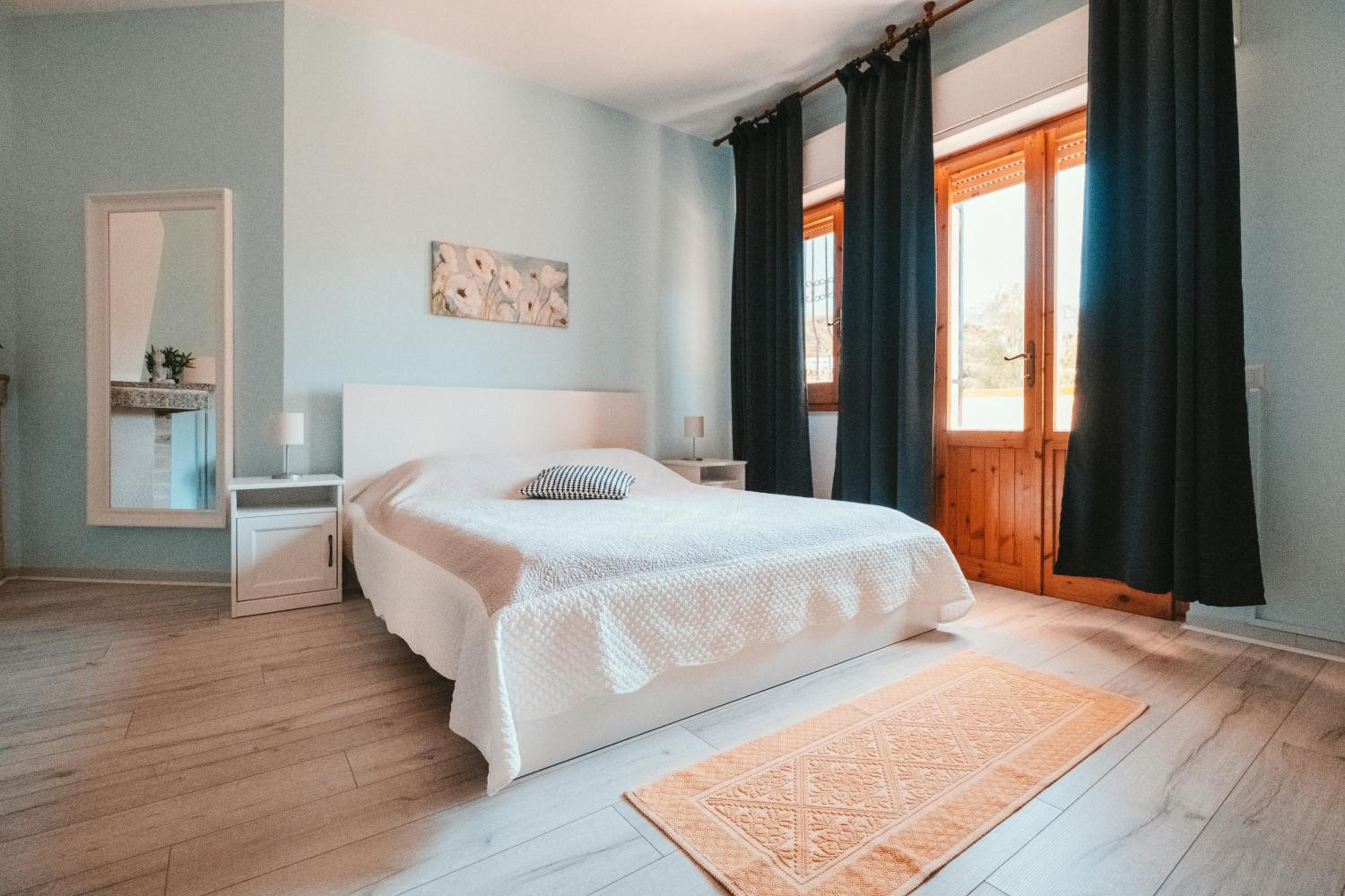 Villa Bella Salmagi - Surya Sardinia Holidays & Yoga