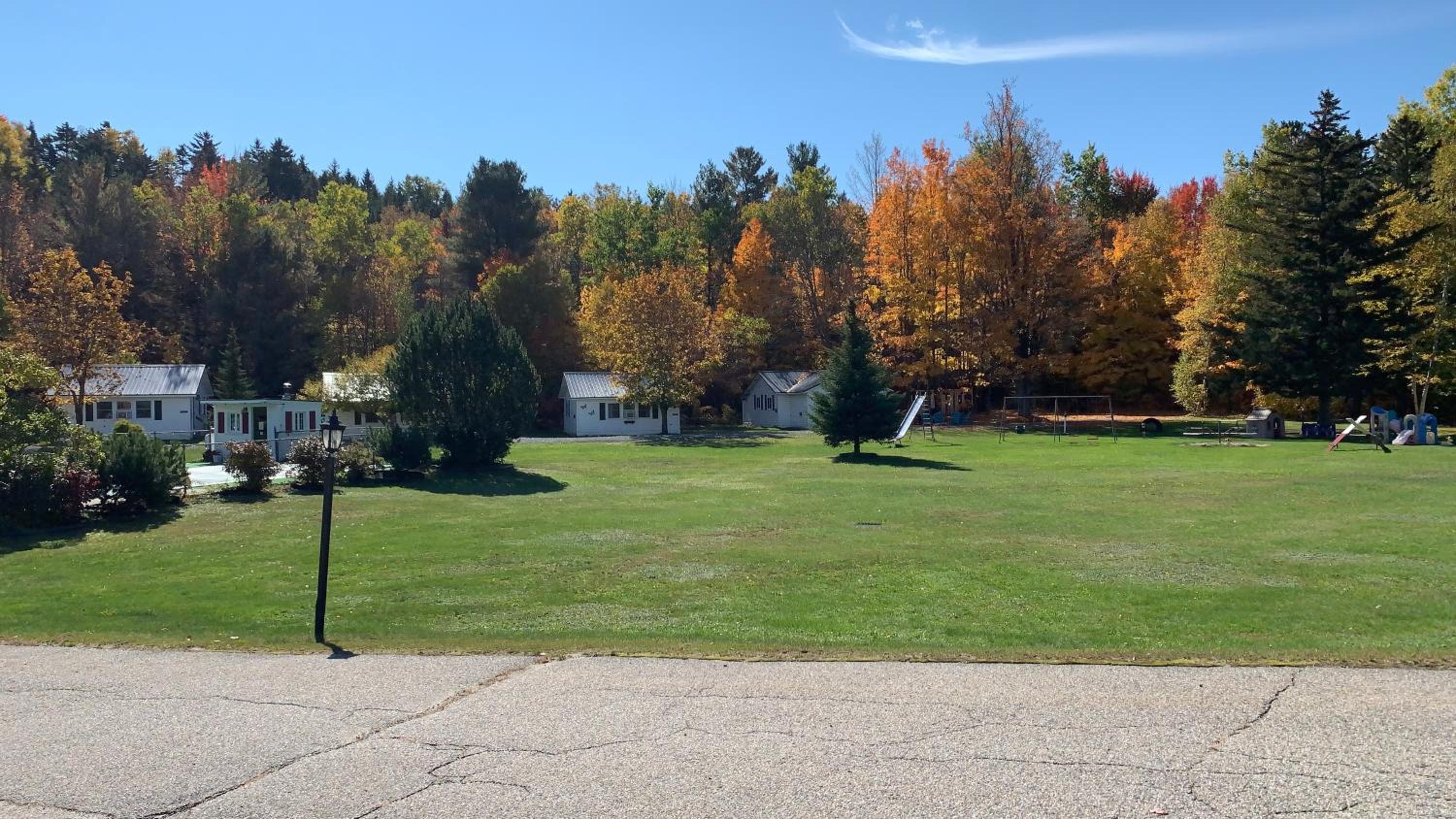 carrollmotel and cottages view 3