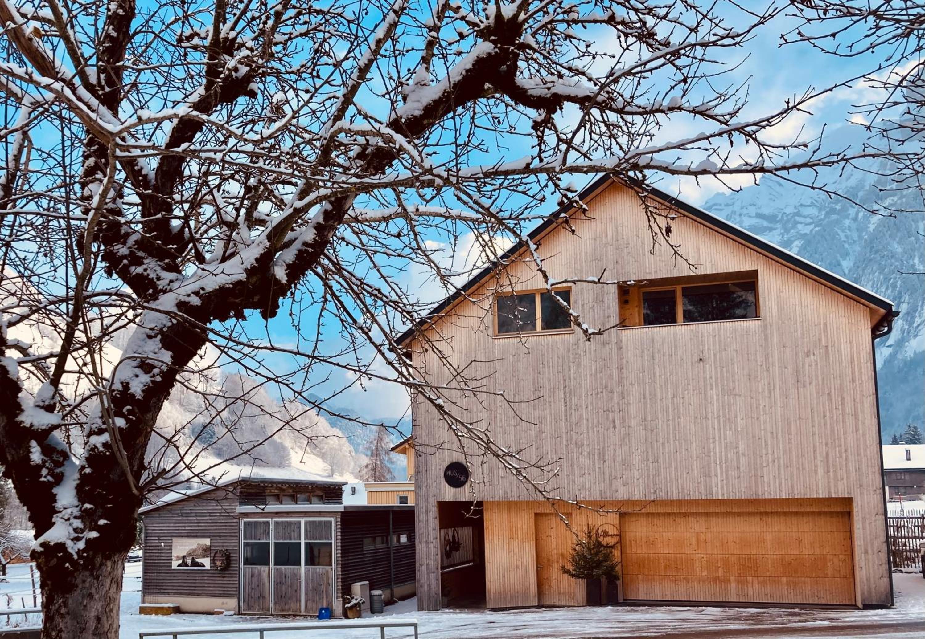 hus56 view 2