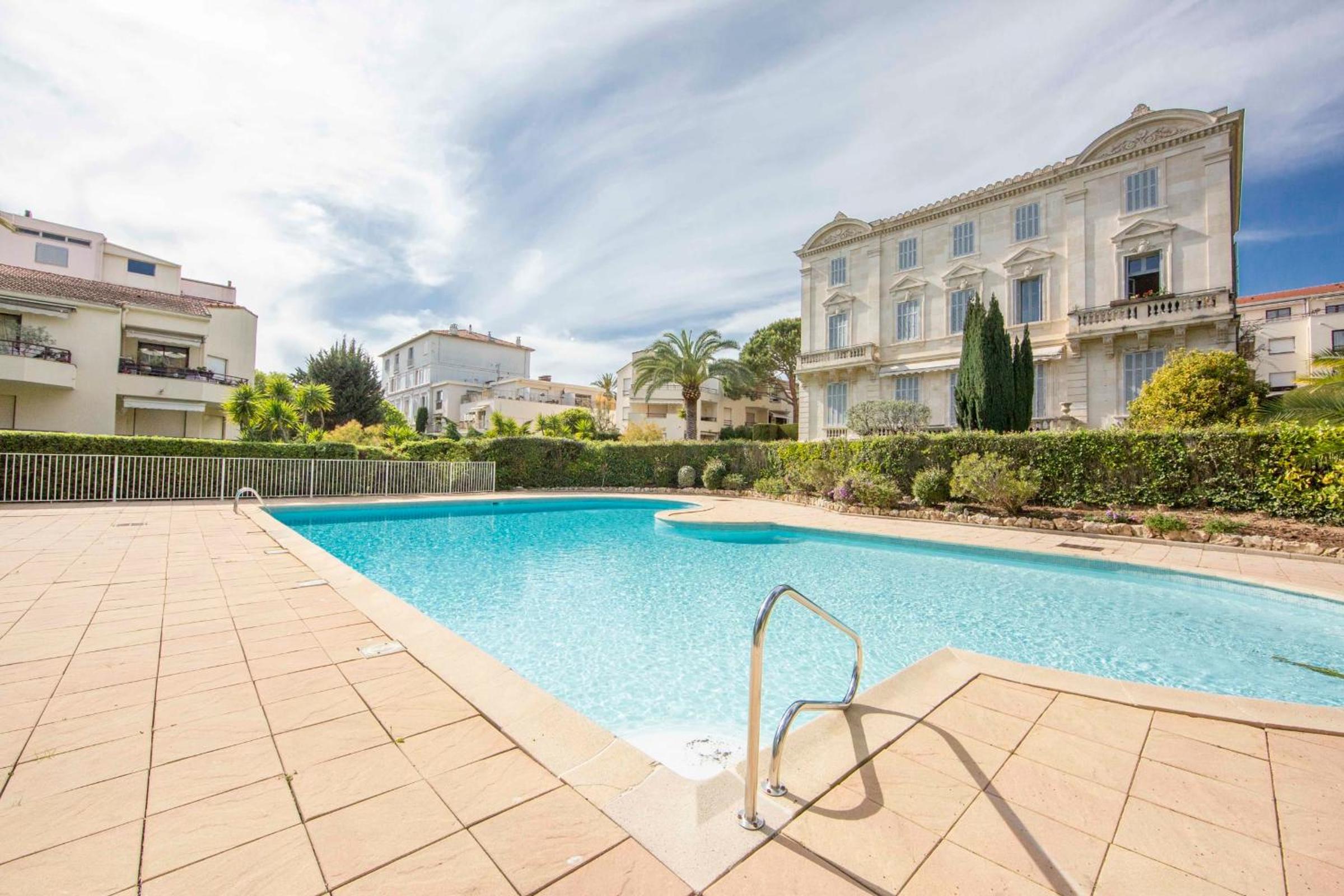 Paradise Cannes Center with Pool and Park VILLA LE LYS photo 2