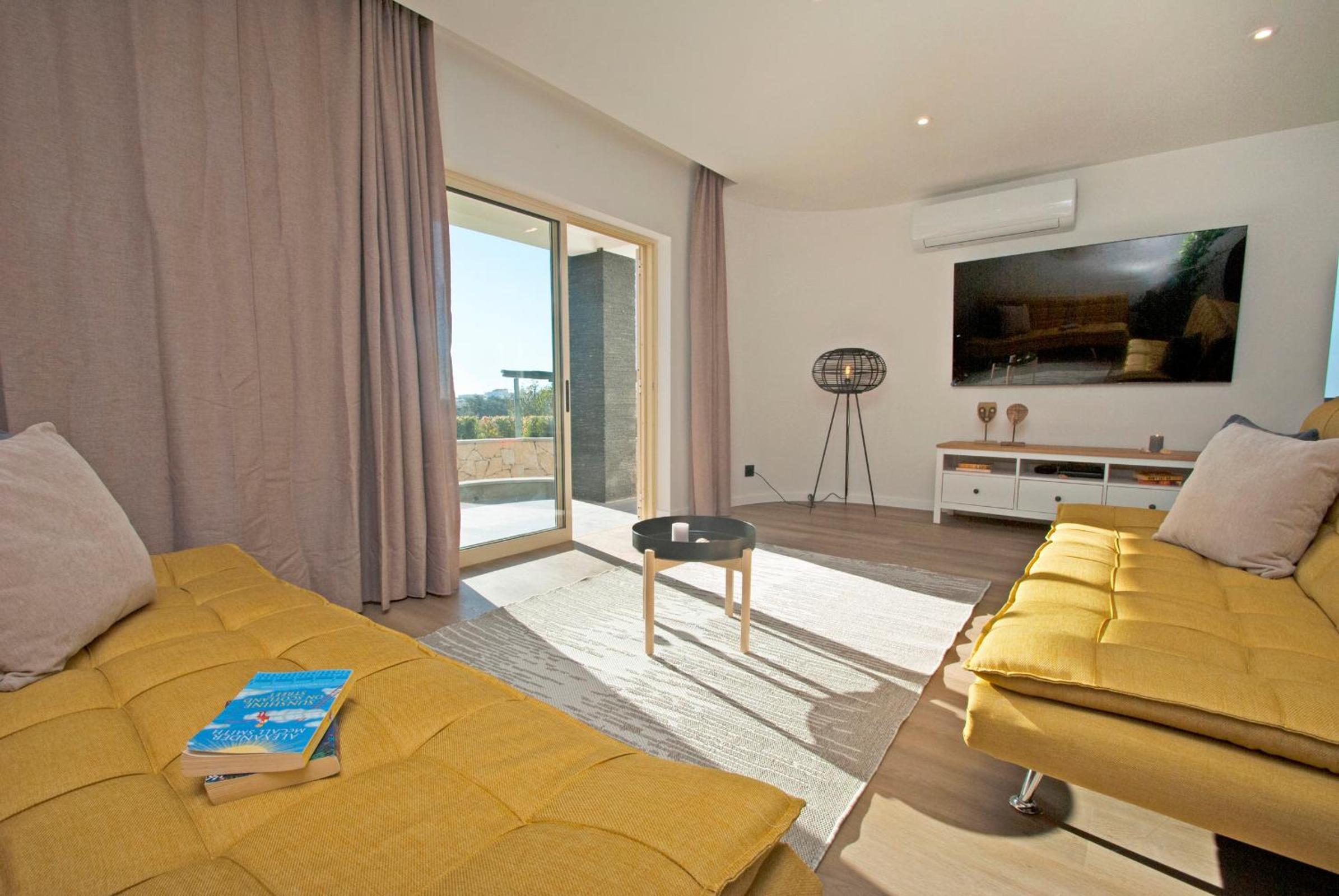 Villa Hollywood - Sítio calmo com piscina aquecível e BBQ - Albufeira view 4