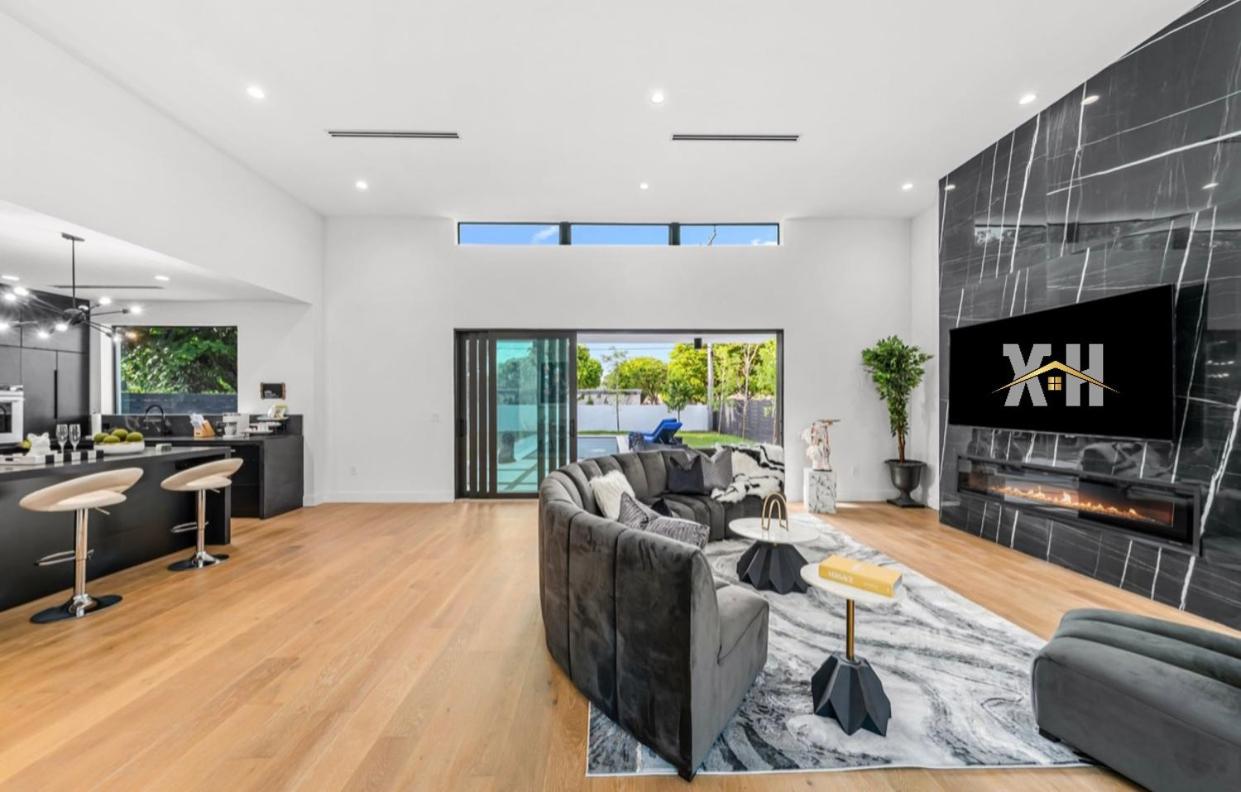 Frenchie Luxury Design District Estate