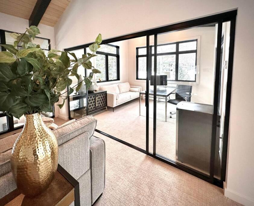Photo 37