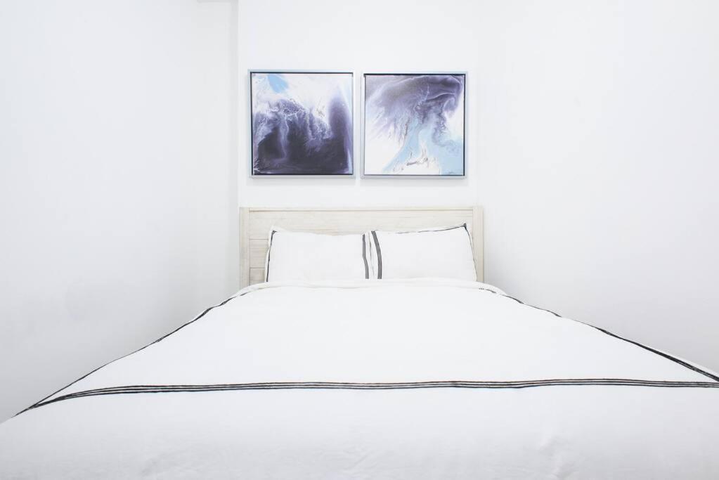 454-3W PRIME location 2BR Newly Furnished sleeps 5
