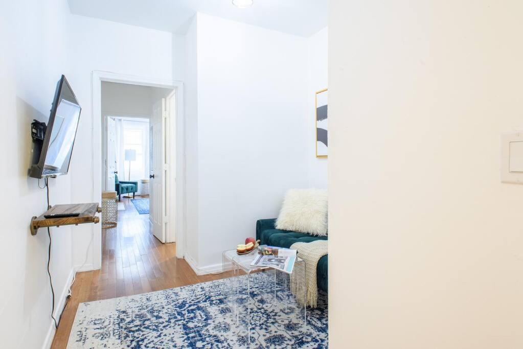 454-3W PRIME location 2BR Newly Furnished sleeps 5