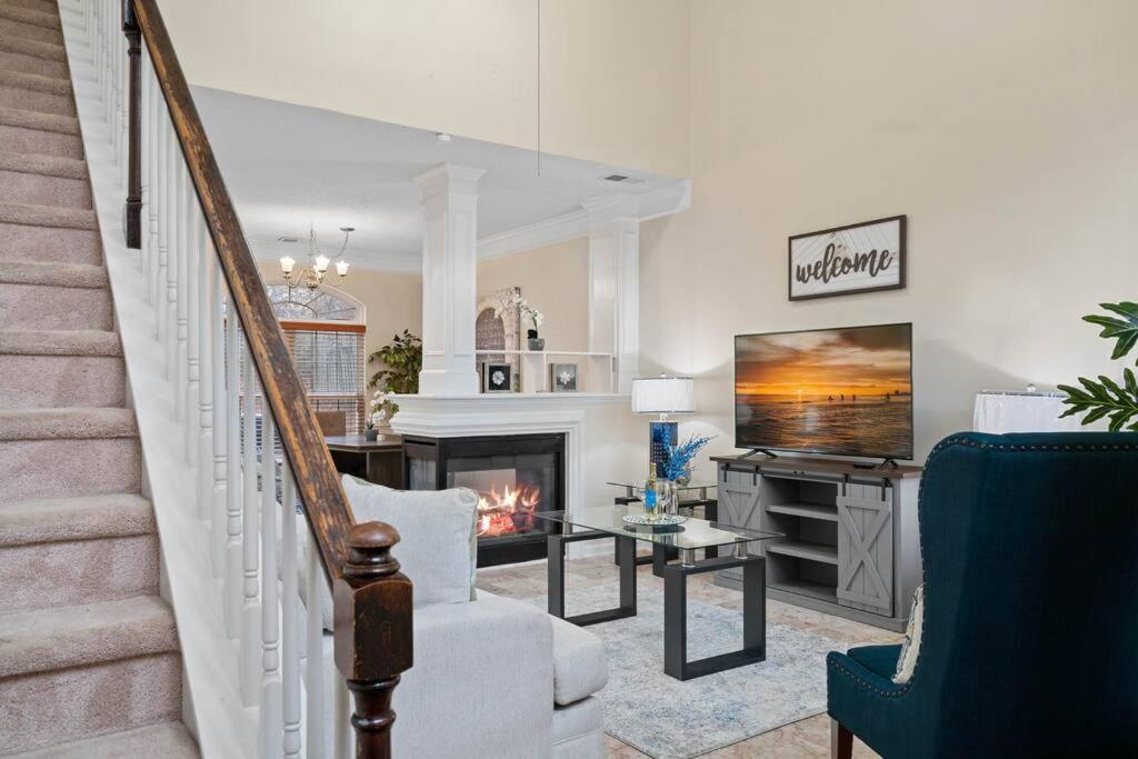 Hotel Cozy 4b 2 5b University Home King Beds Jacuzzi