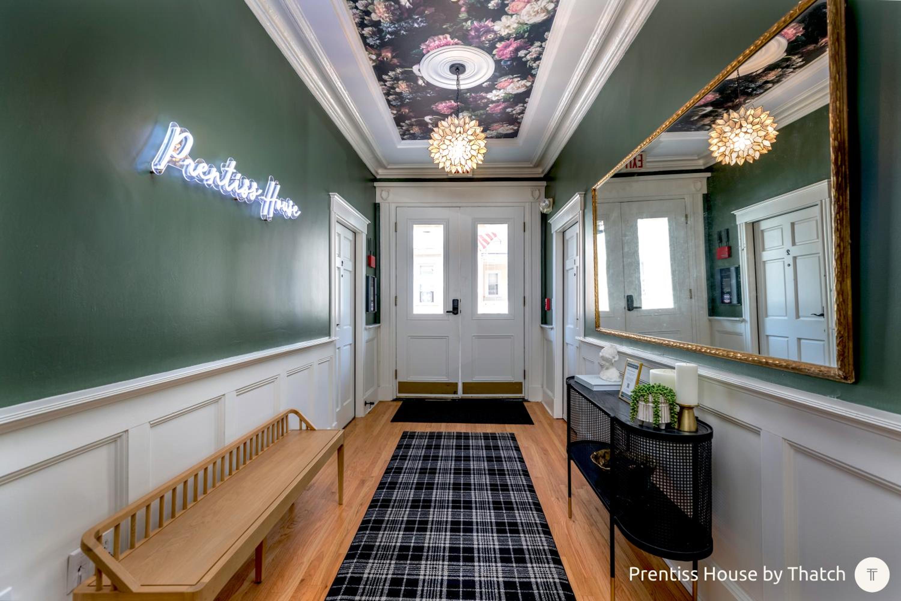 Boston Vacations - Prentiss House by Thatch - Property Image 2