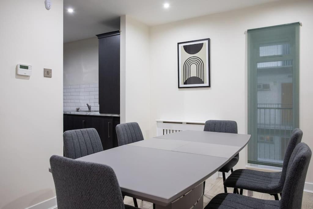Luxury, Sleeps 6, City Centre view 4
