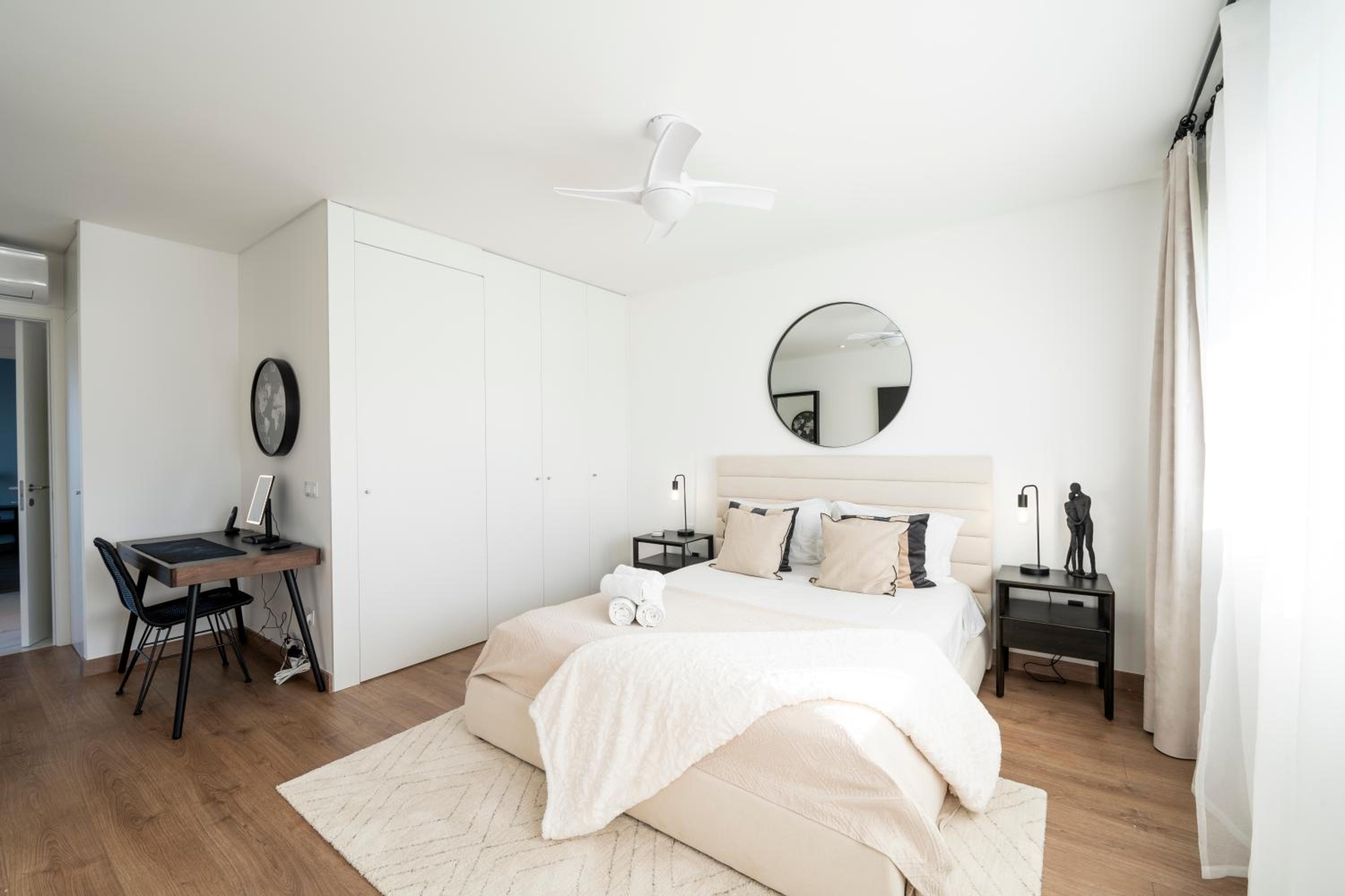 Mar a Vista - Condominium with Pool, Gym and Sea Views view 4