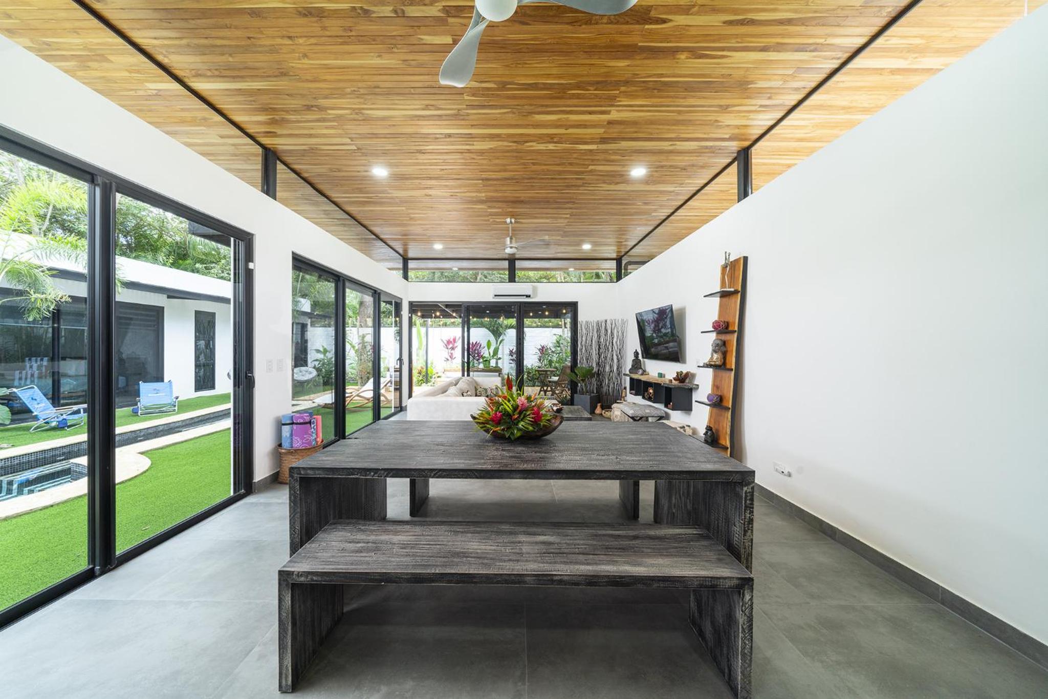Guanacaste - Costa Rica Vacations - Playa Potrero - NEW modern house, pool in guitar shape - Casa Guitarra - Property Image 2